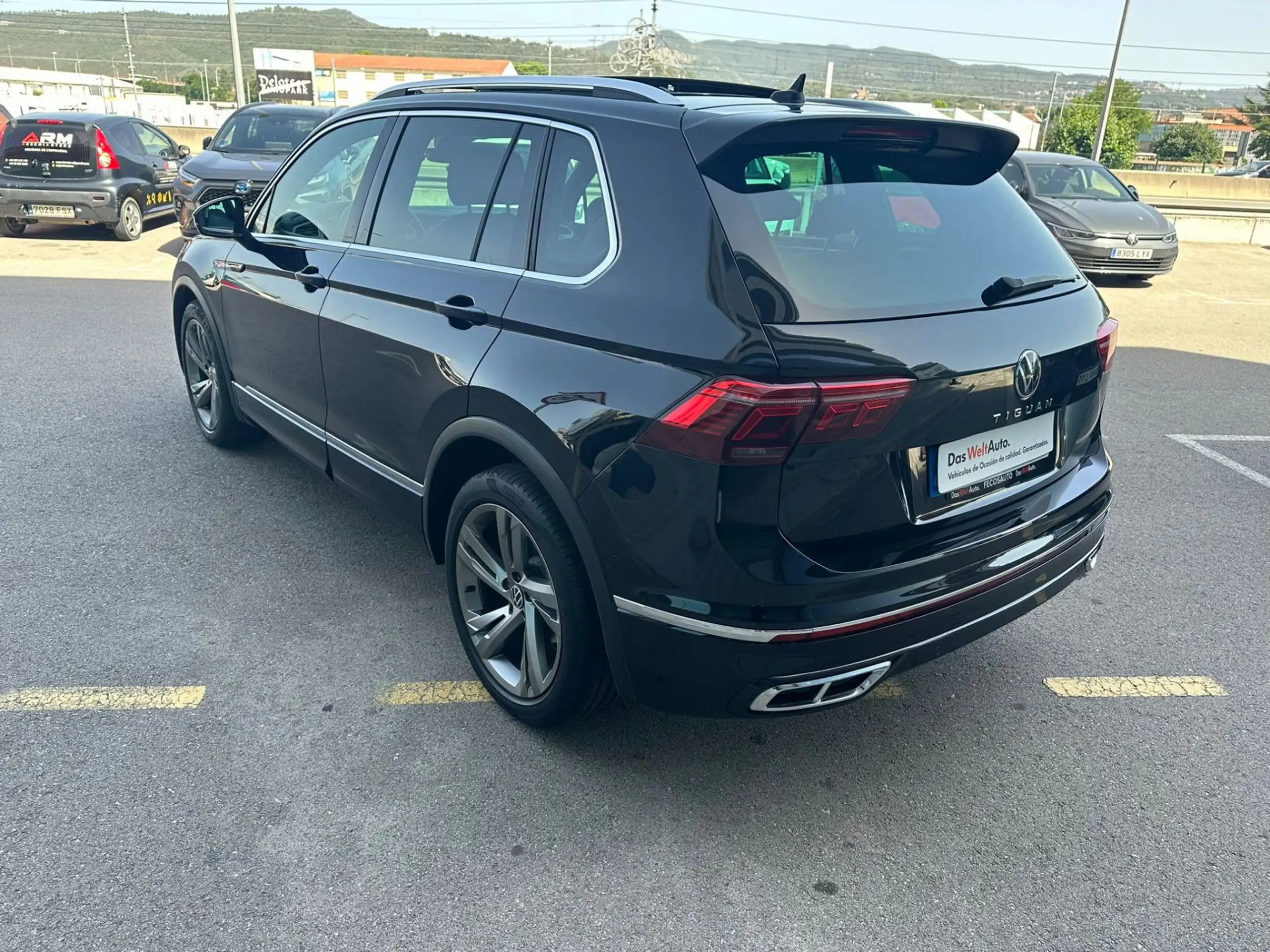 Volkswagen - Tiguan