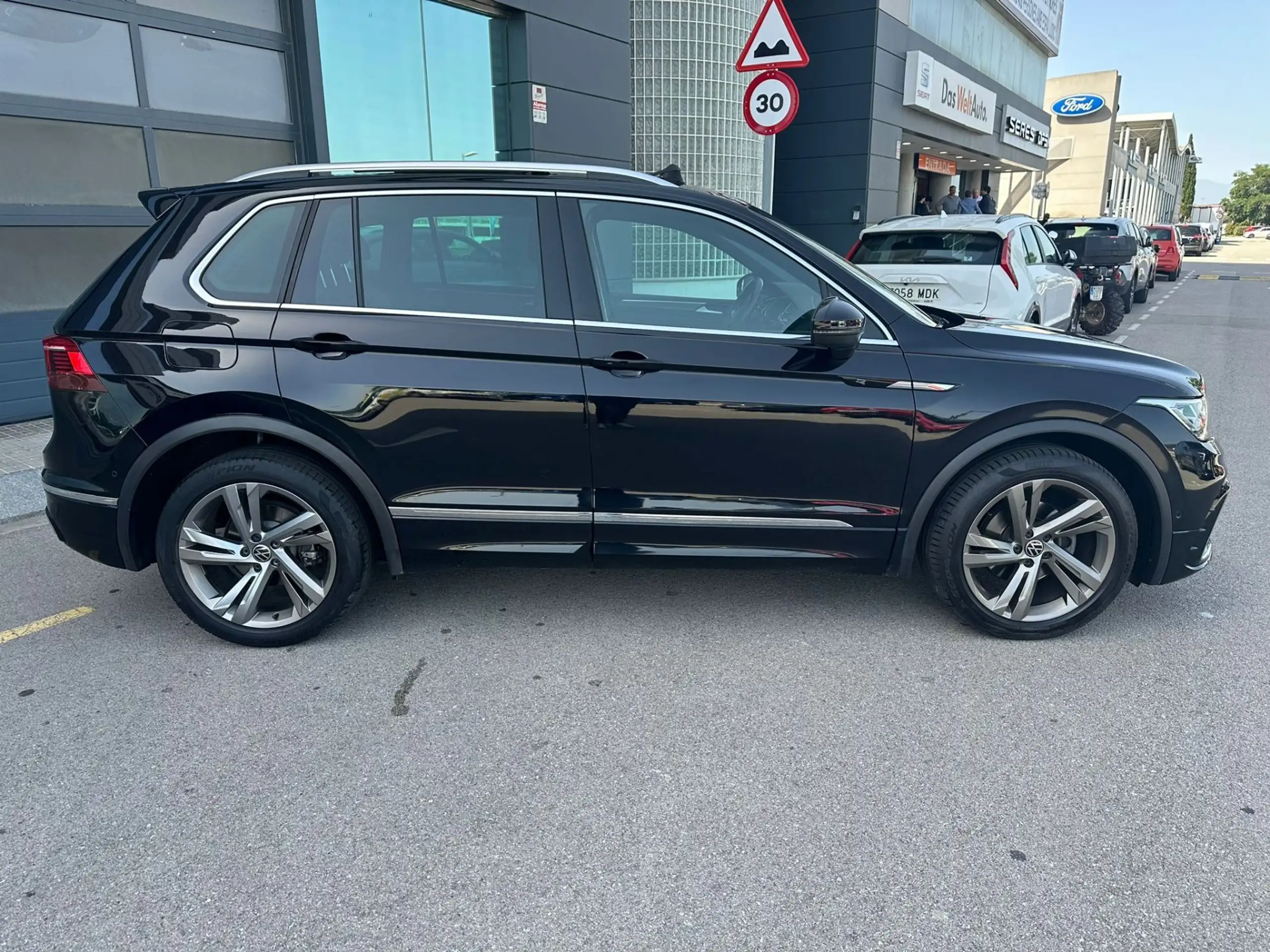 Volkswagen - Tiguan