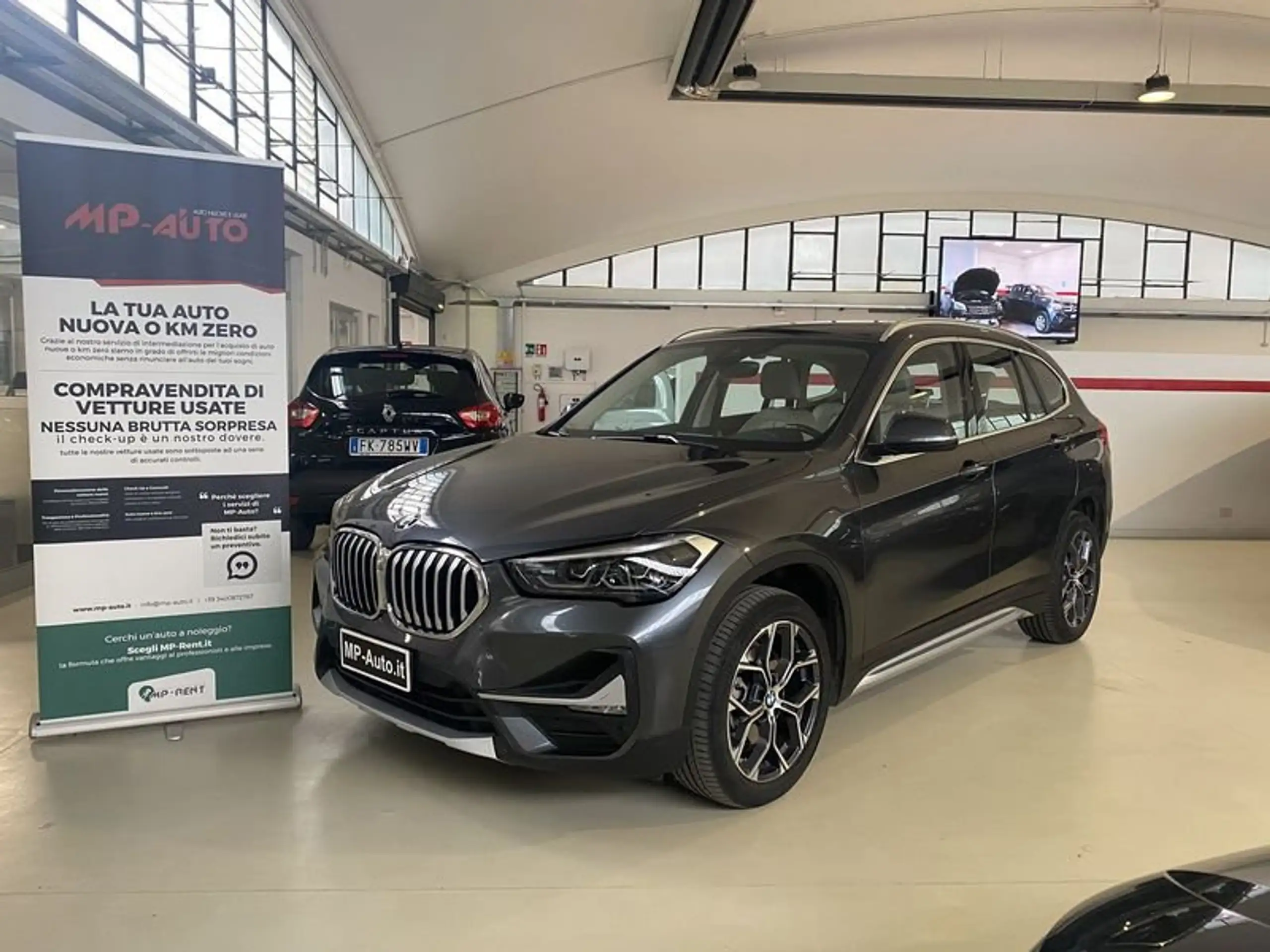 BMW - X1