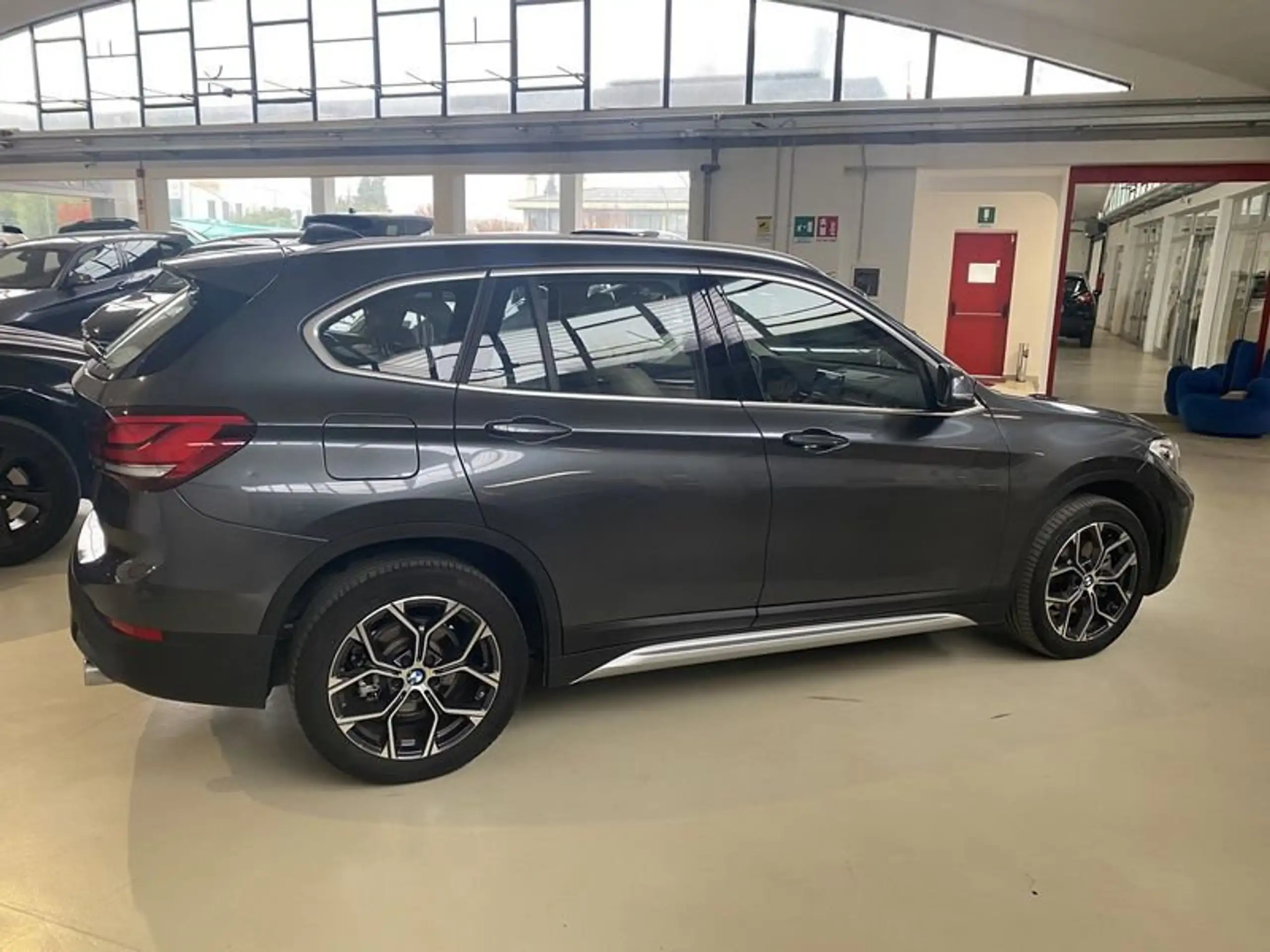 BMW - X1