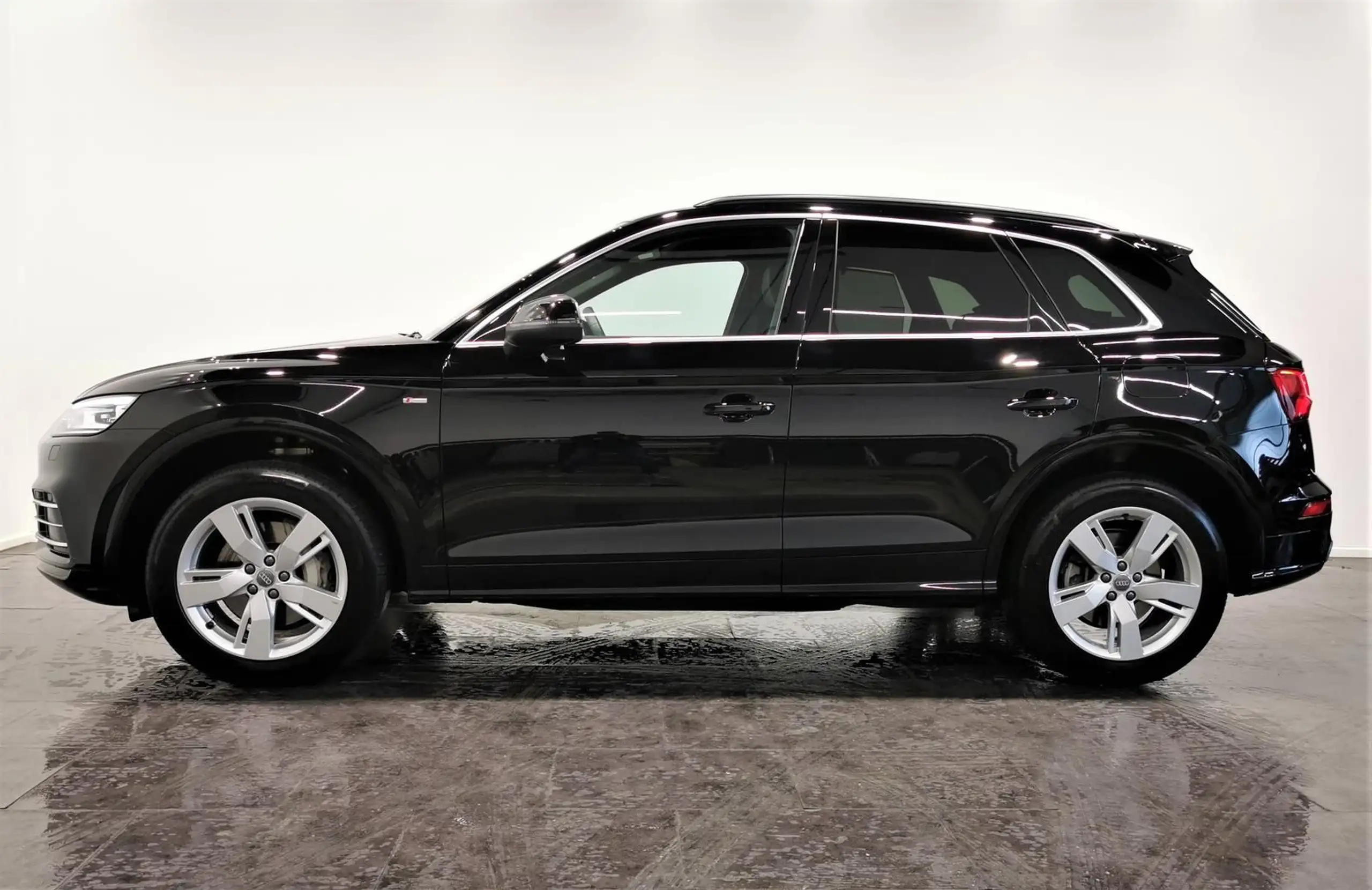 Audi - Q5