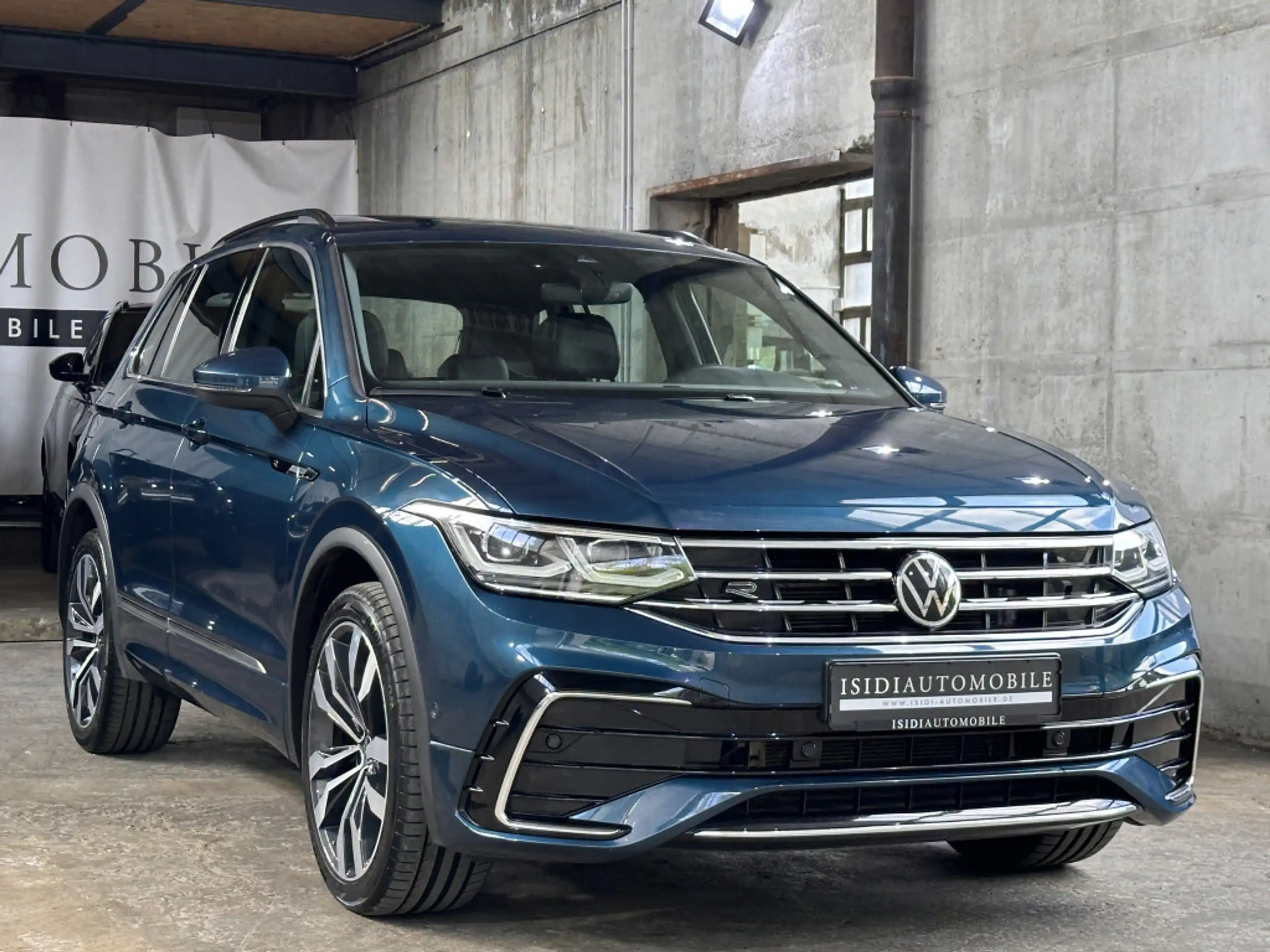 Volkswagen - Tiguan