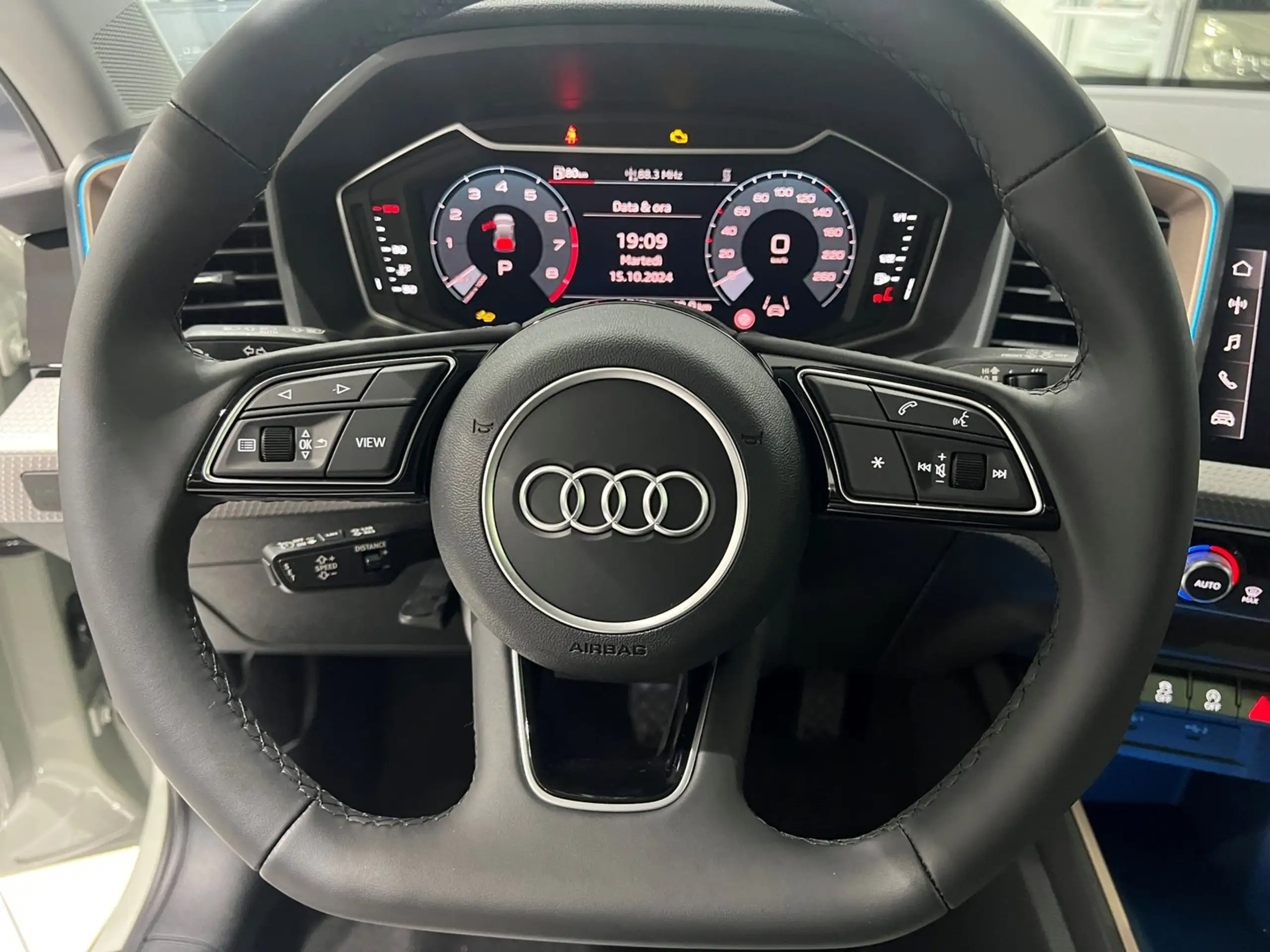 Audi - A1