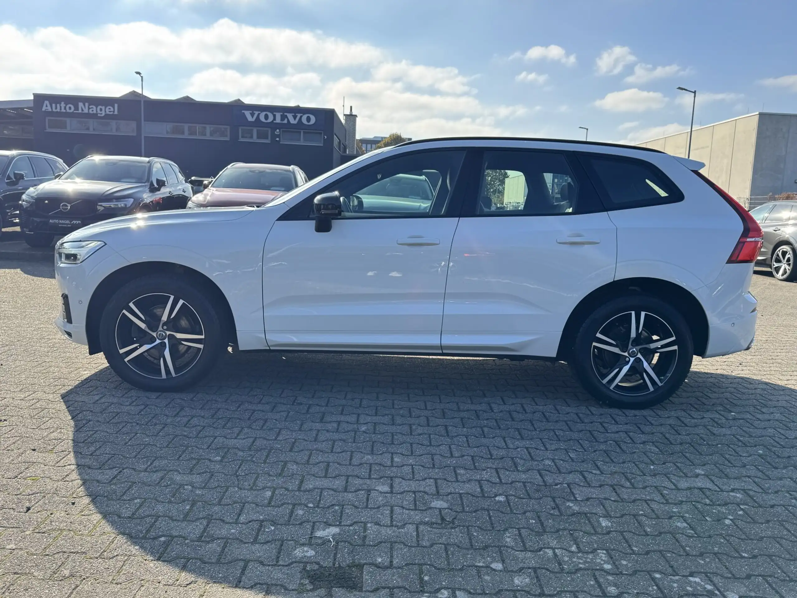 Volvo - XC60