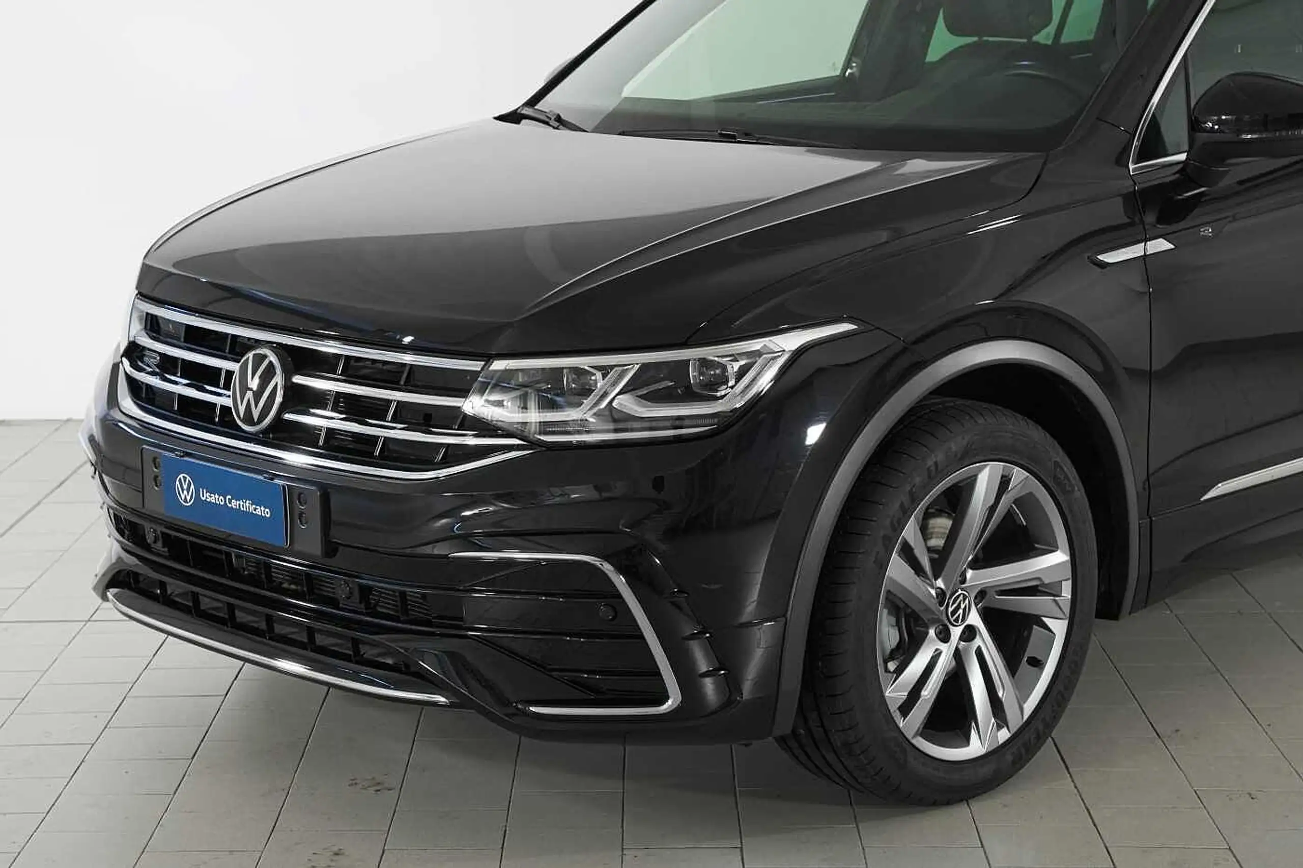 Volkswagen - Tiguan