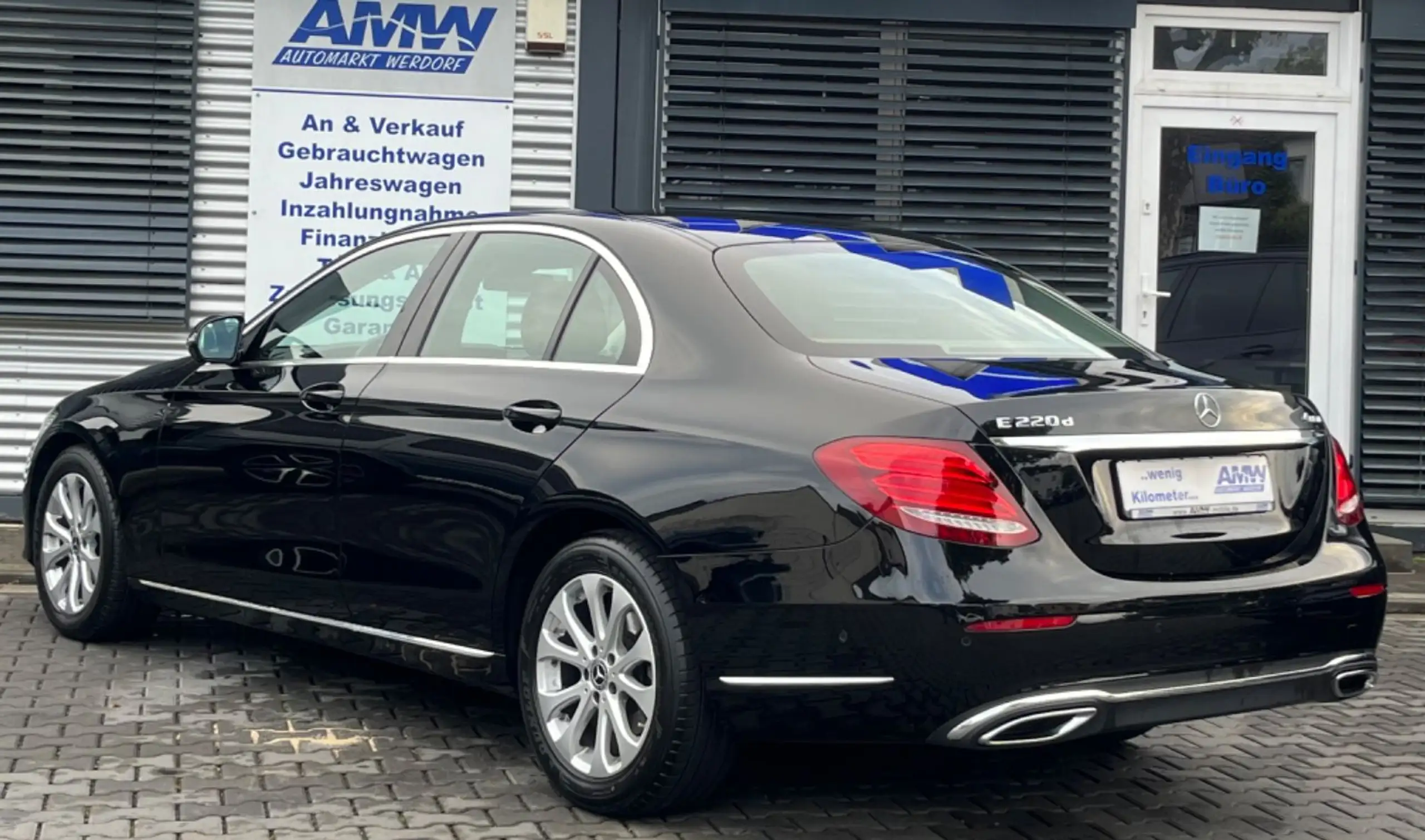 Mercedes-Benz - E 220