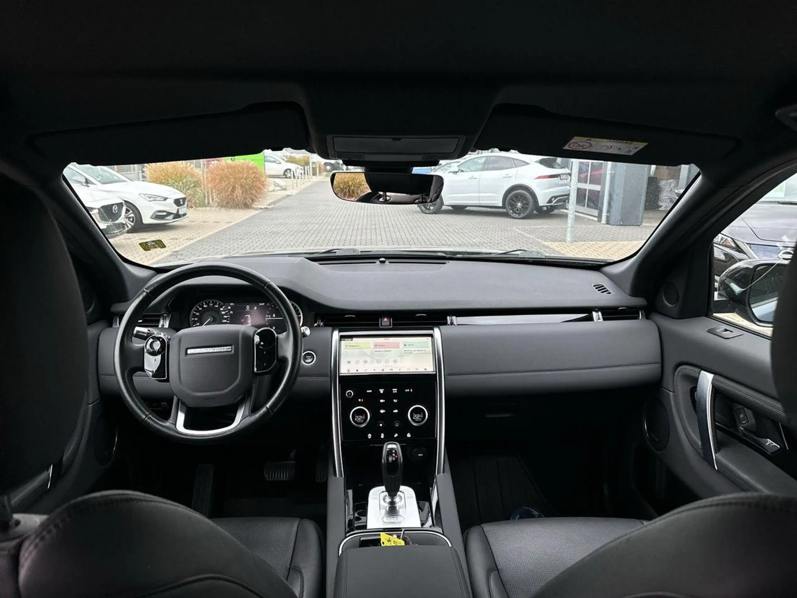 Land Rover - Discovery Sport