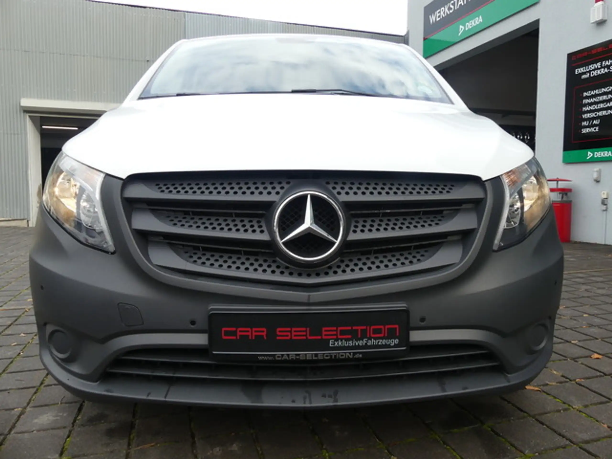 Mercedes-Benz - Vito