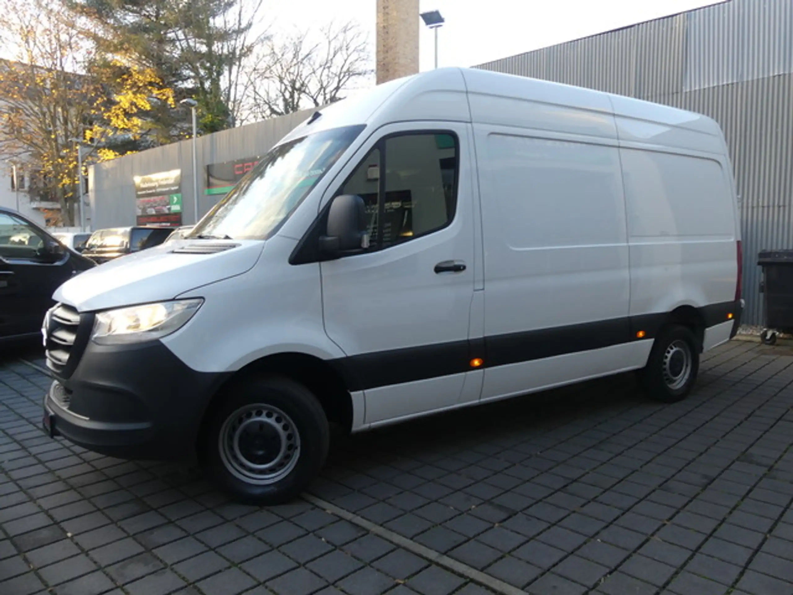 Mercedes-Benz - Sprinter