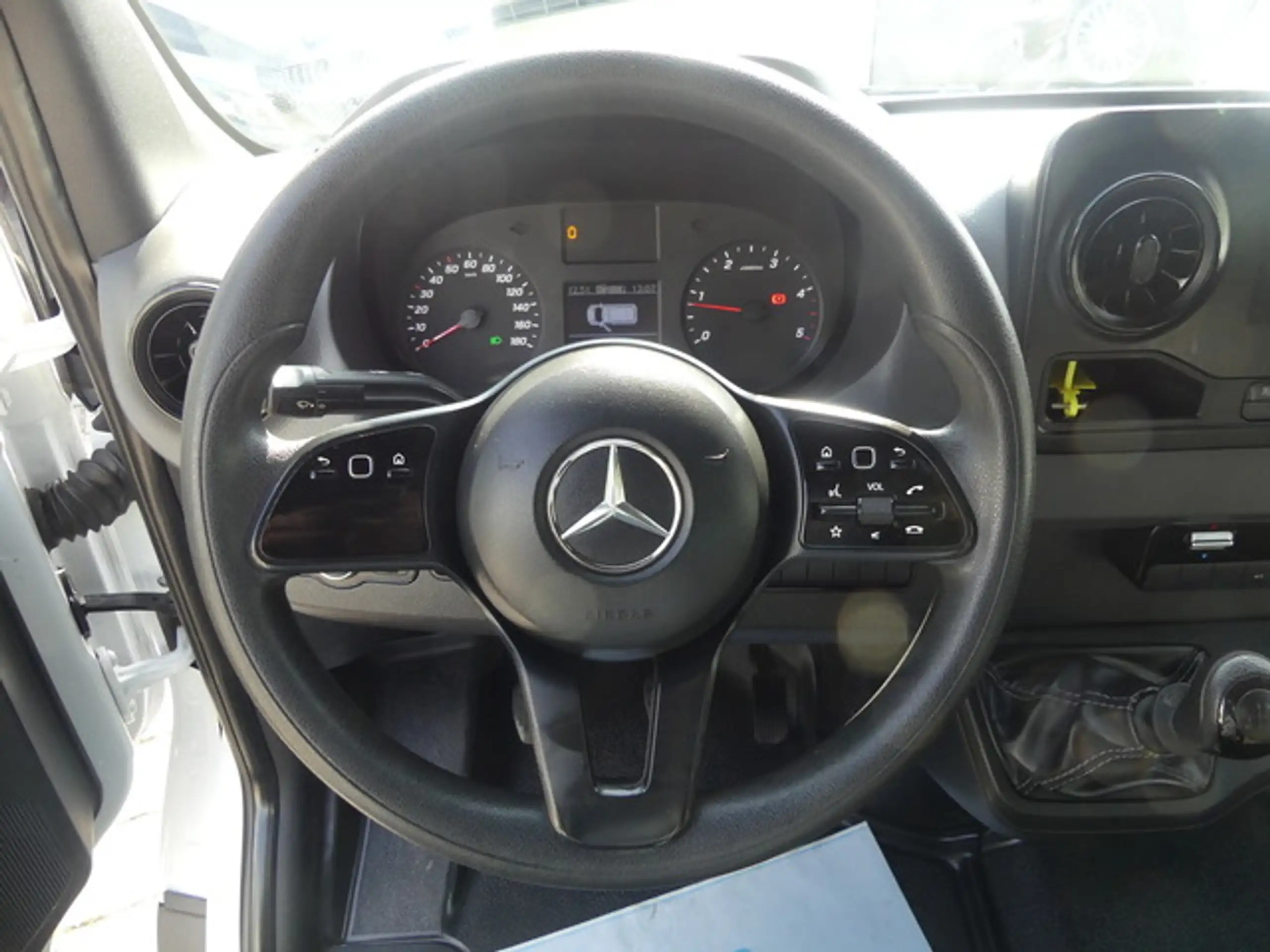 Mercedes-Benz - Sprinter