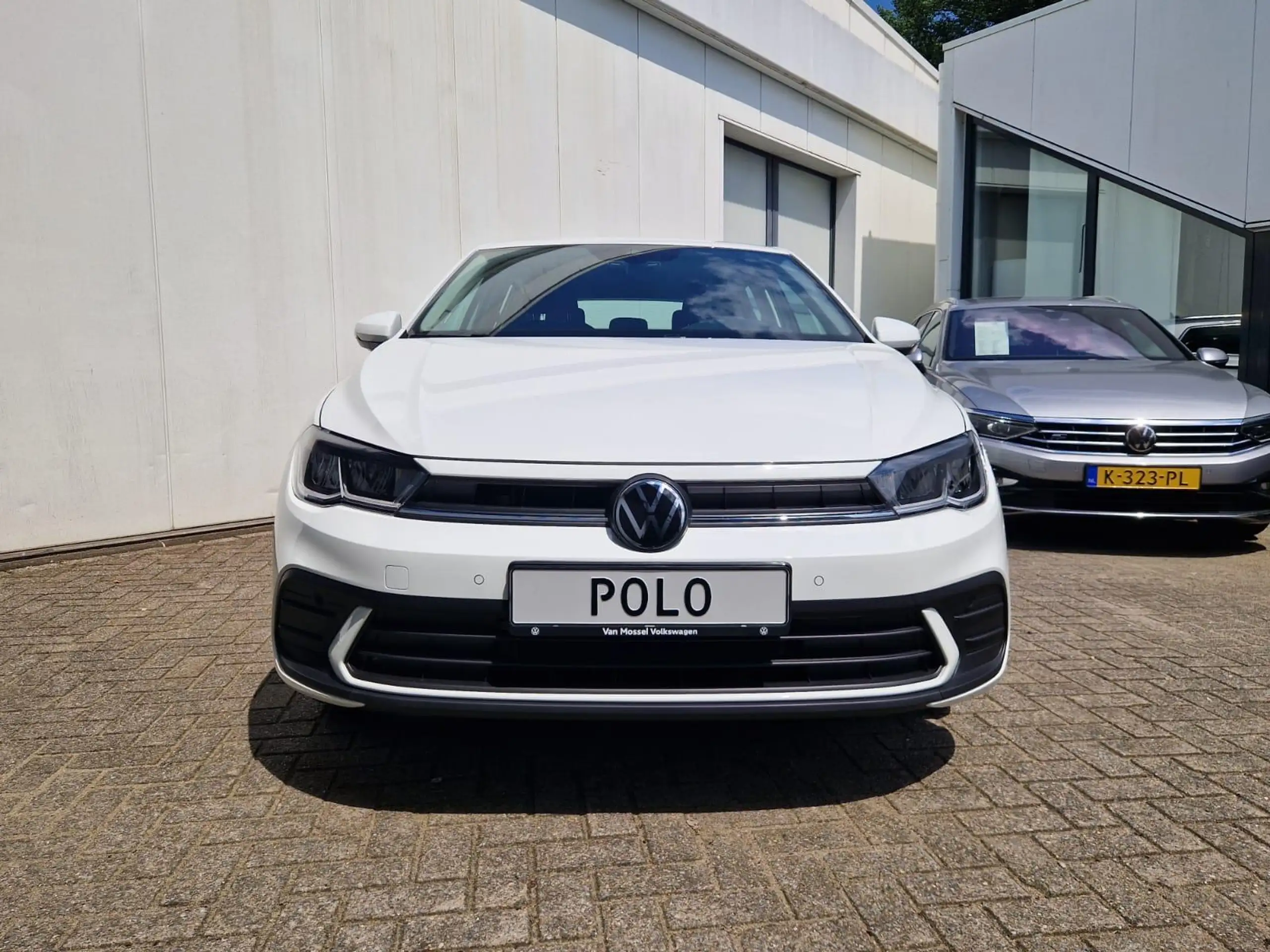 Volkswagen - Polo