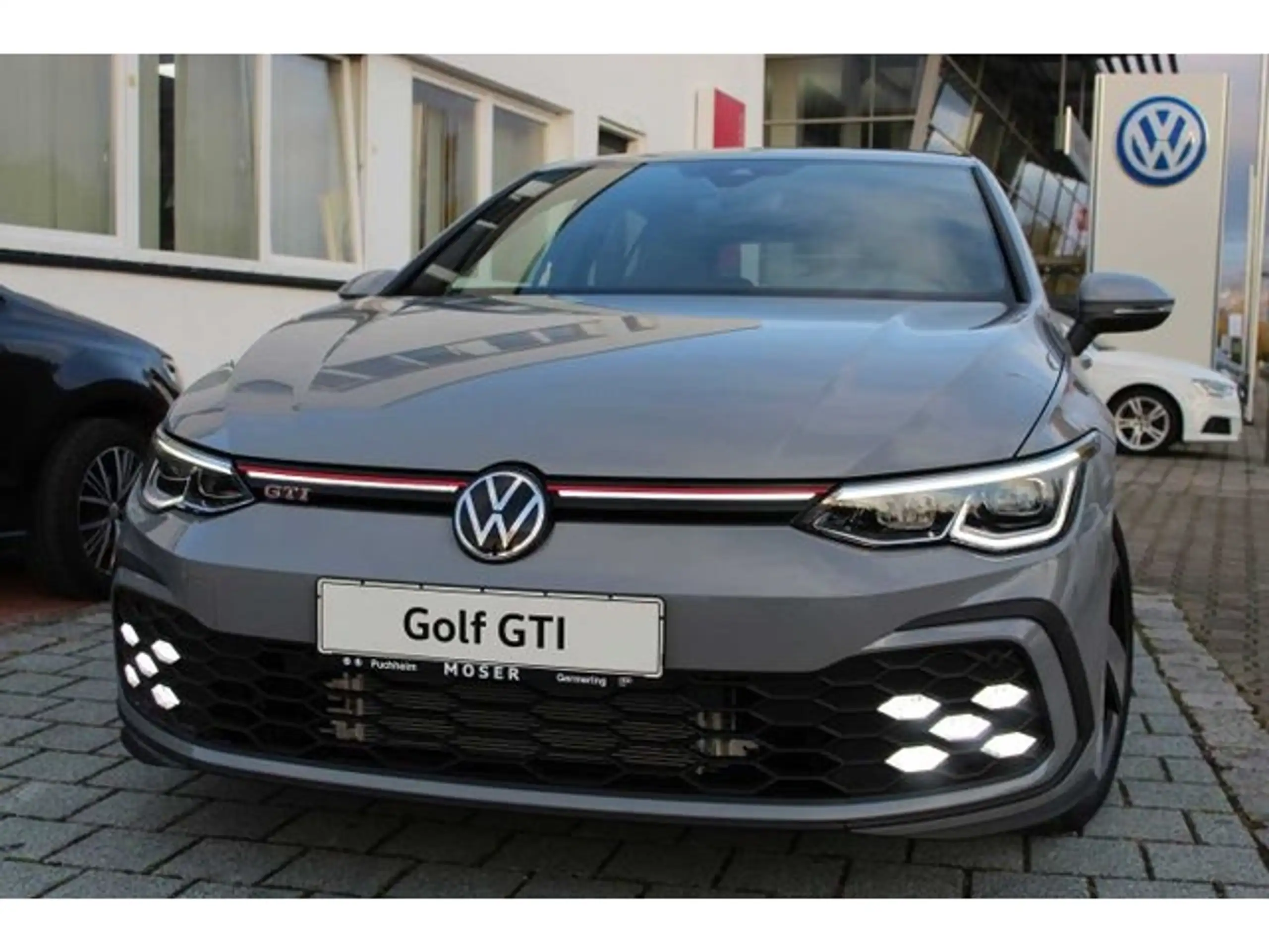 Volkswagen - Golf GTI