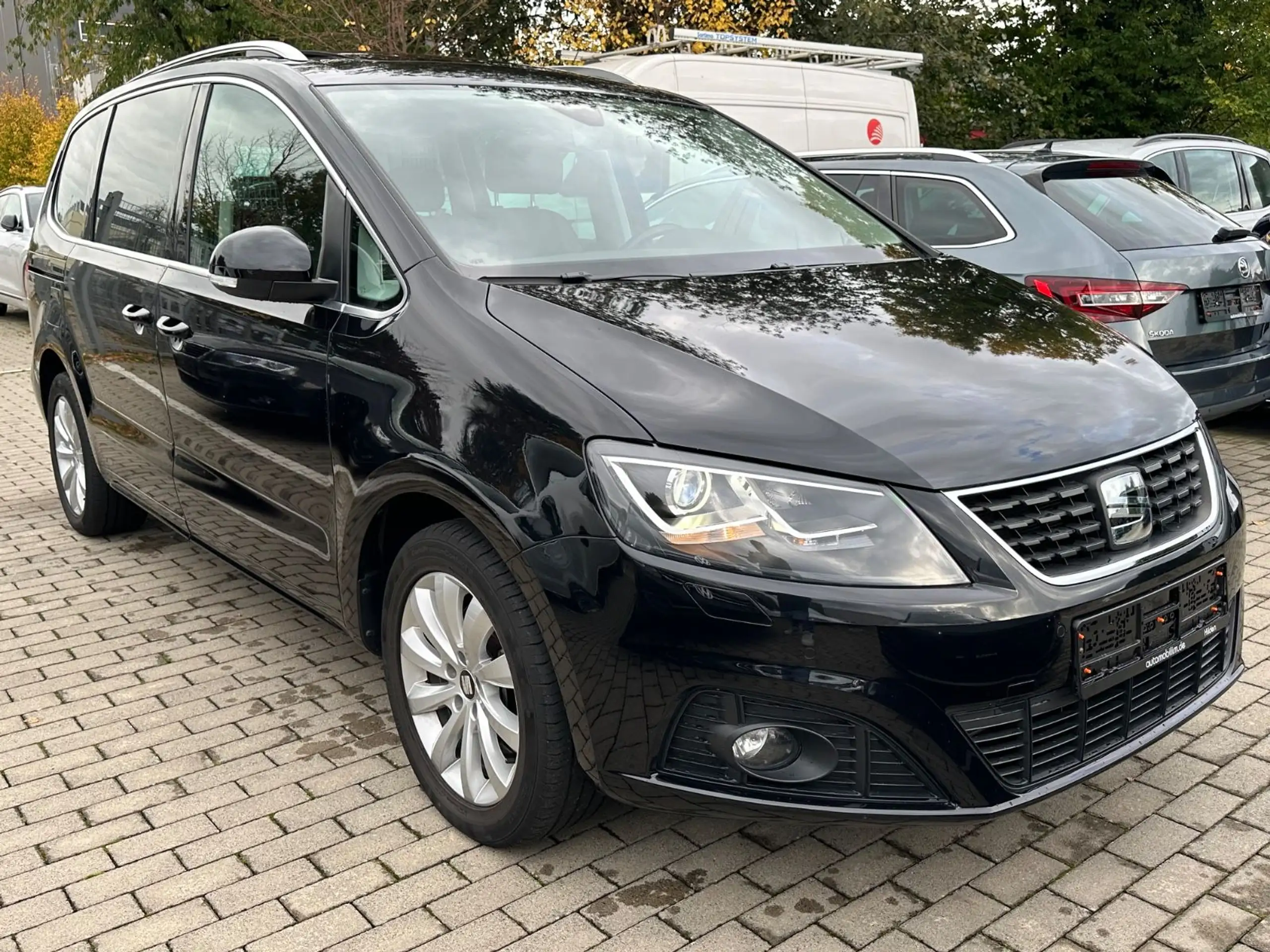 SEAT - Alhambra