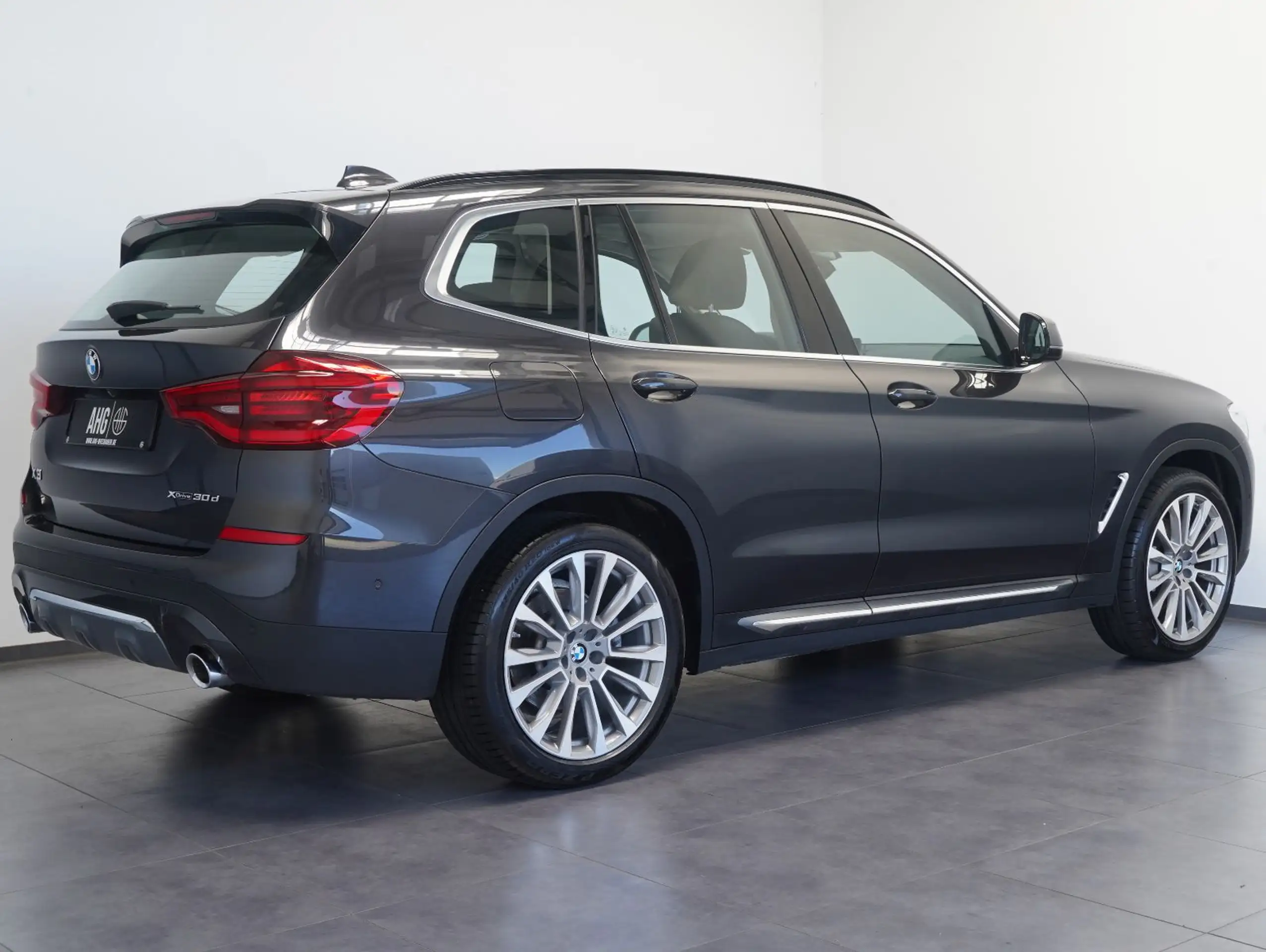 BMW - X3