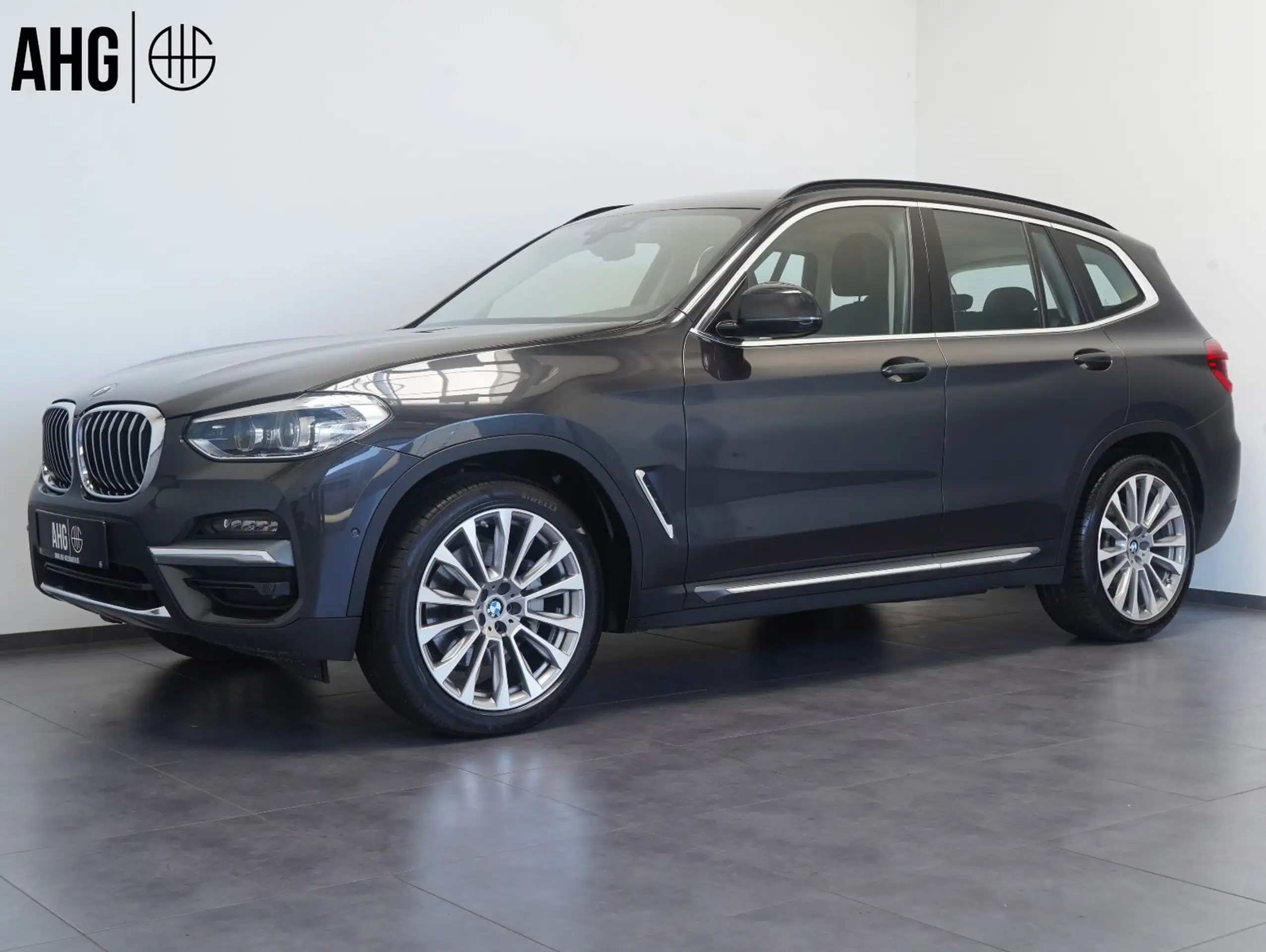 BMW - X3