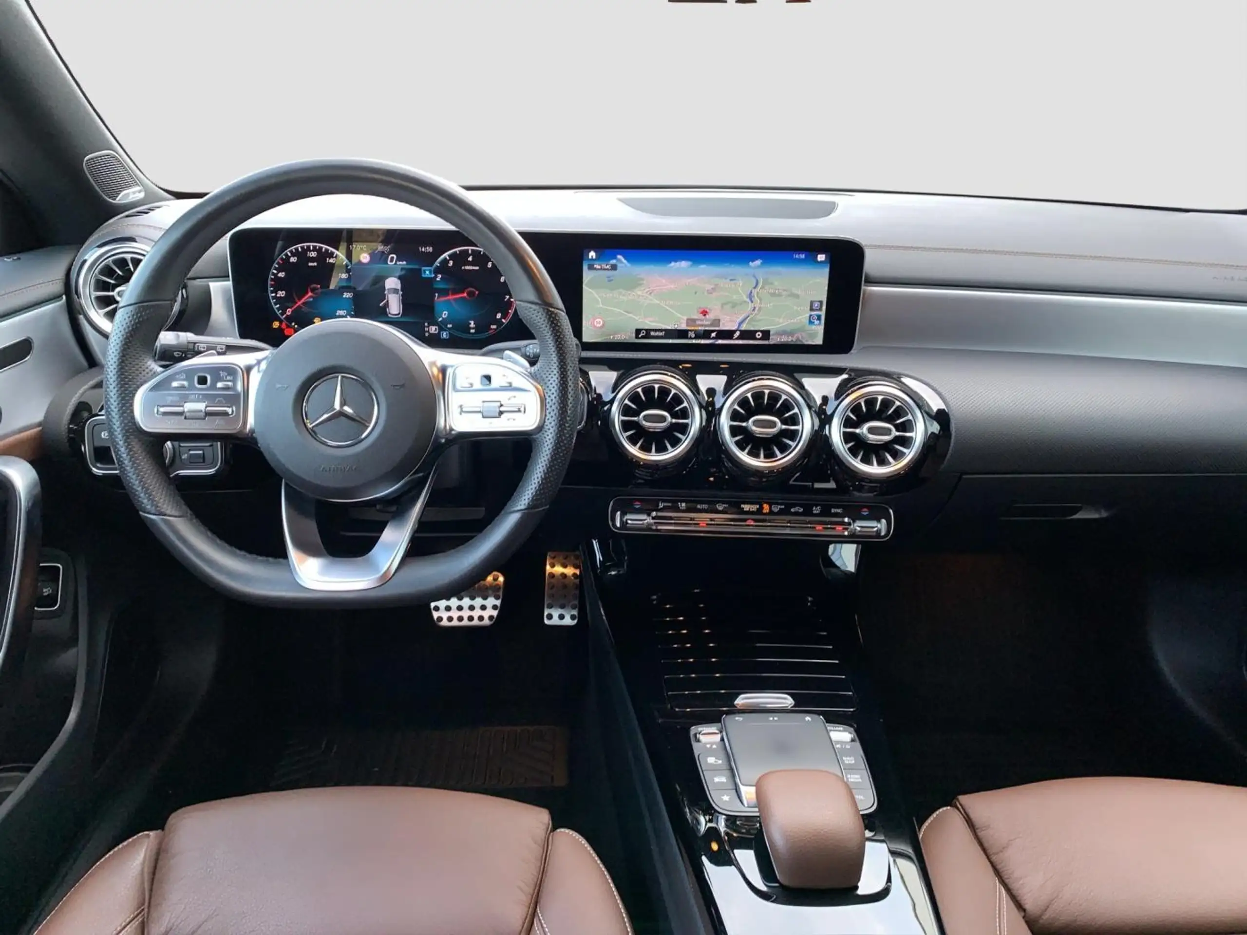 Mercedes-Benz - CLA 250