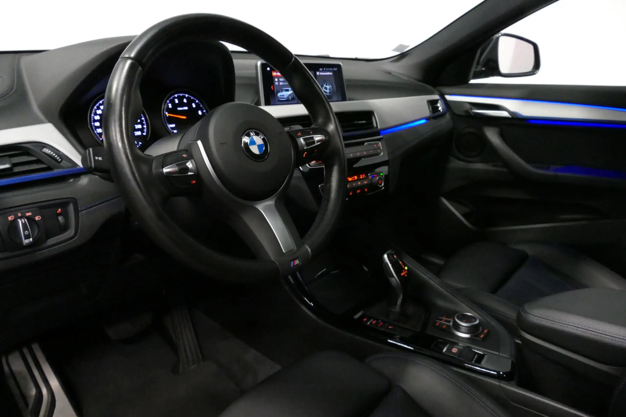 BMW - X2