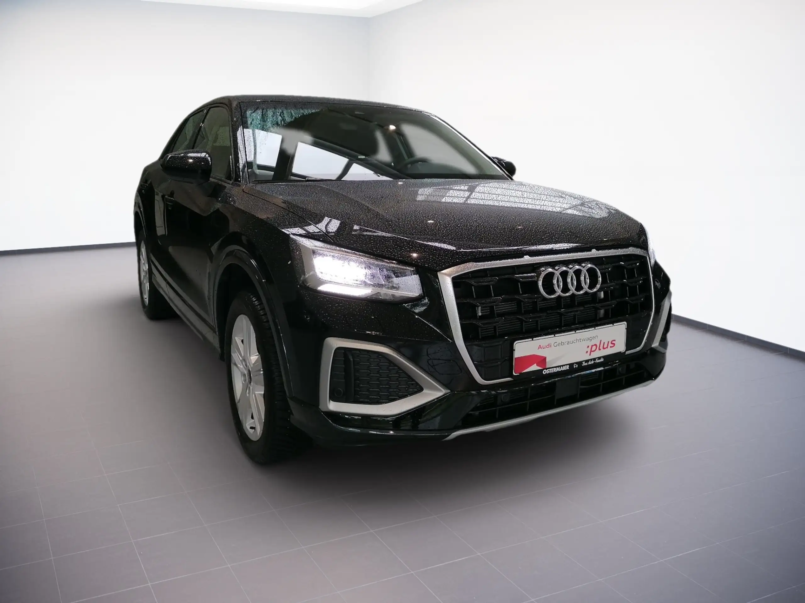 Audi - Q2