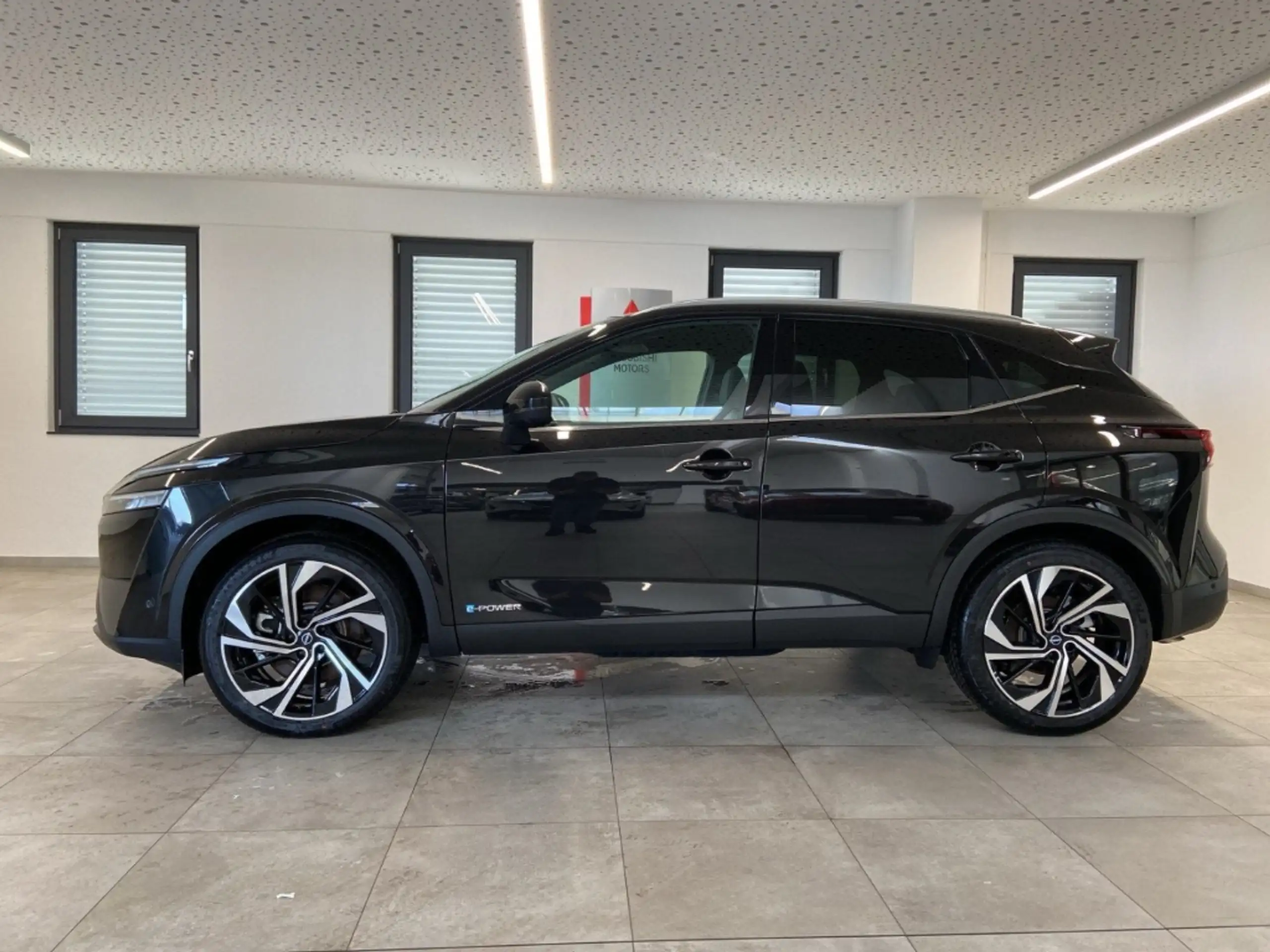 Nissan - Qashqai