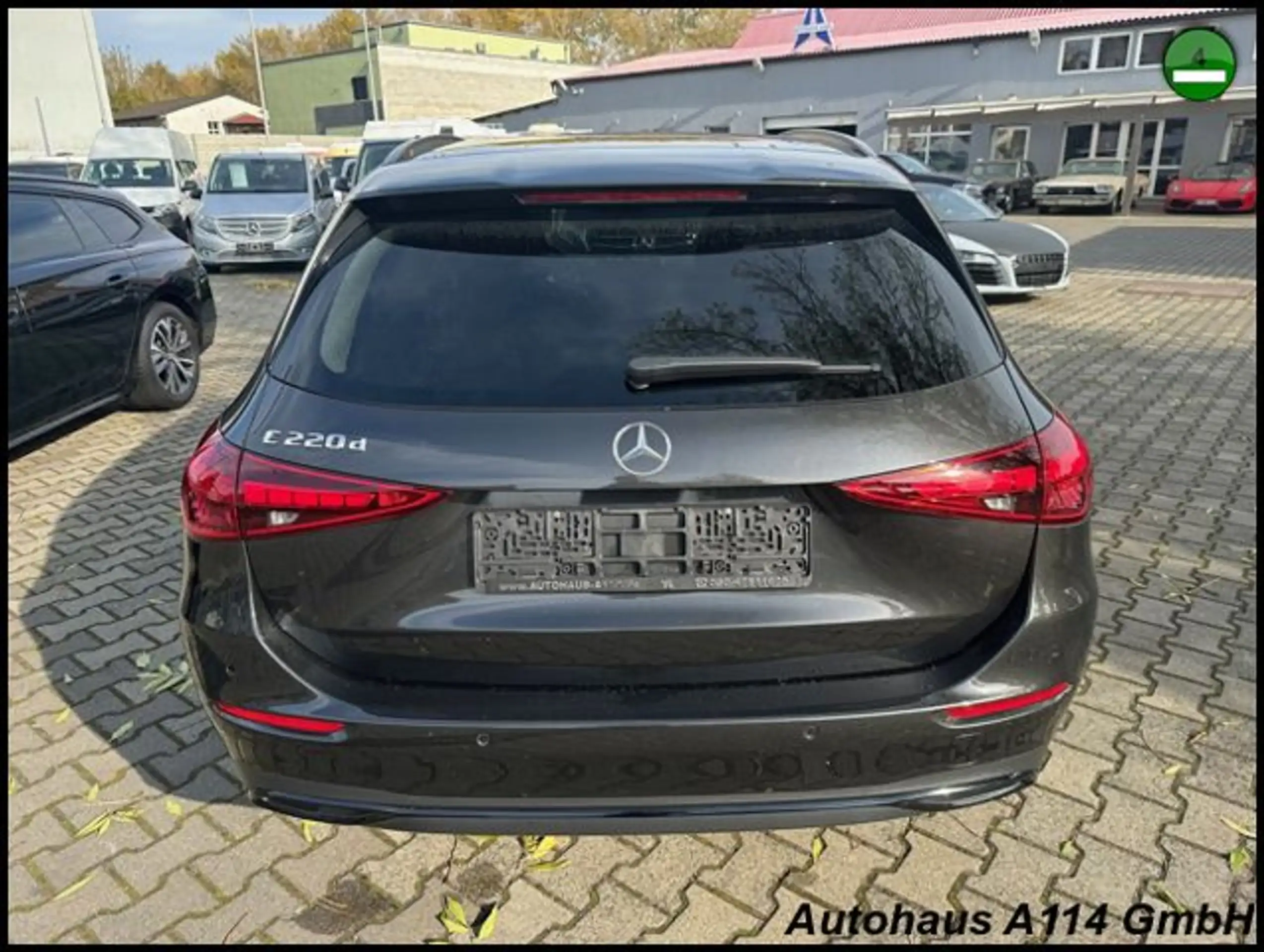 Mercedes-Benz - C 220