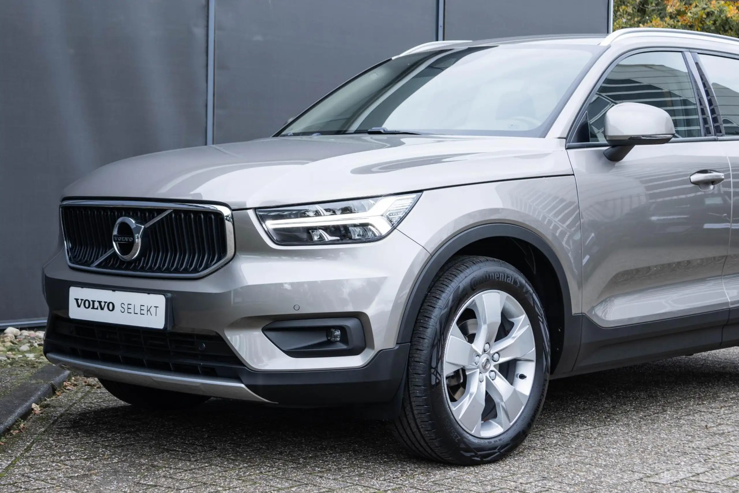 Volvo - XC40