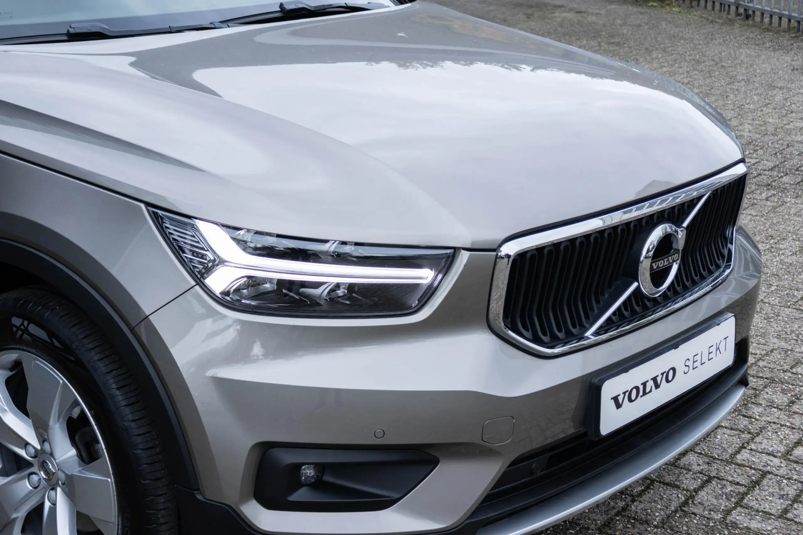 Volvo - XC40