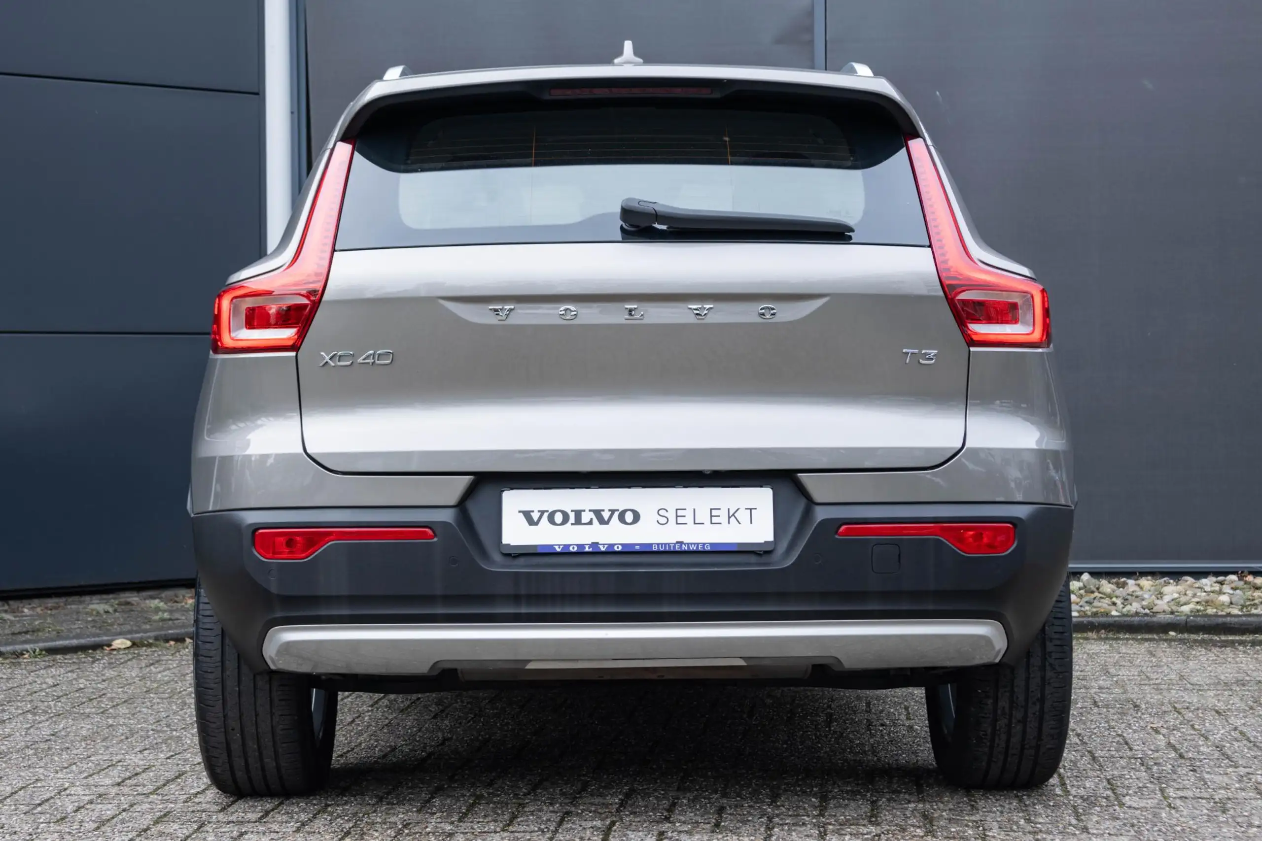 Volvo - XC40