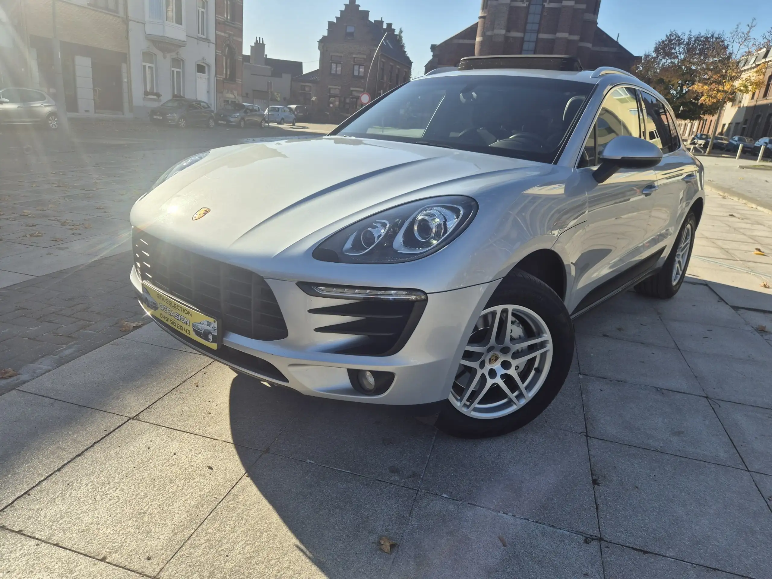 Porsche - Macan