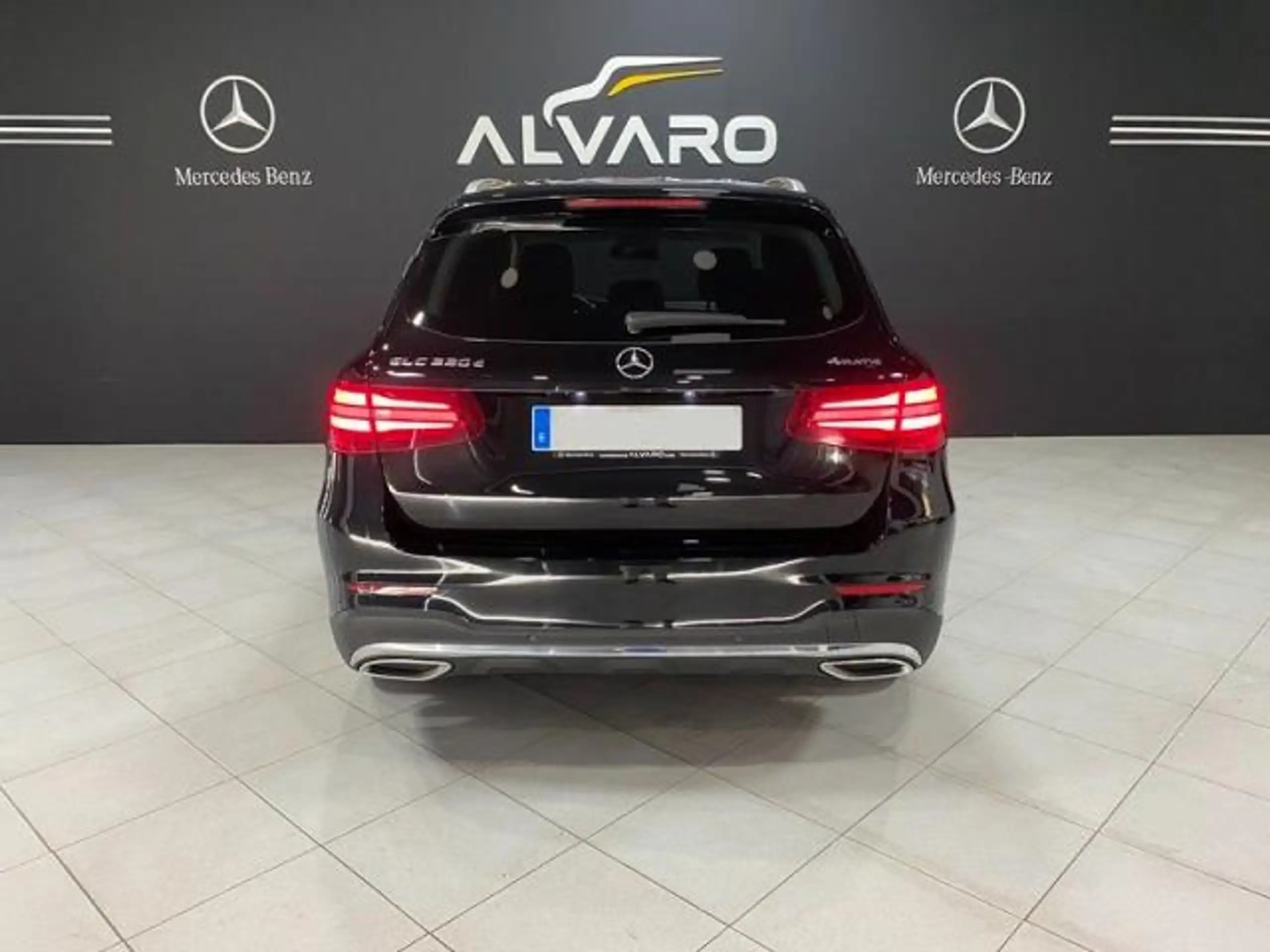 Mercedes-Benz - GLC 220