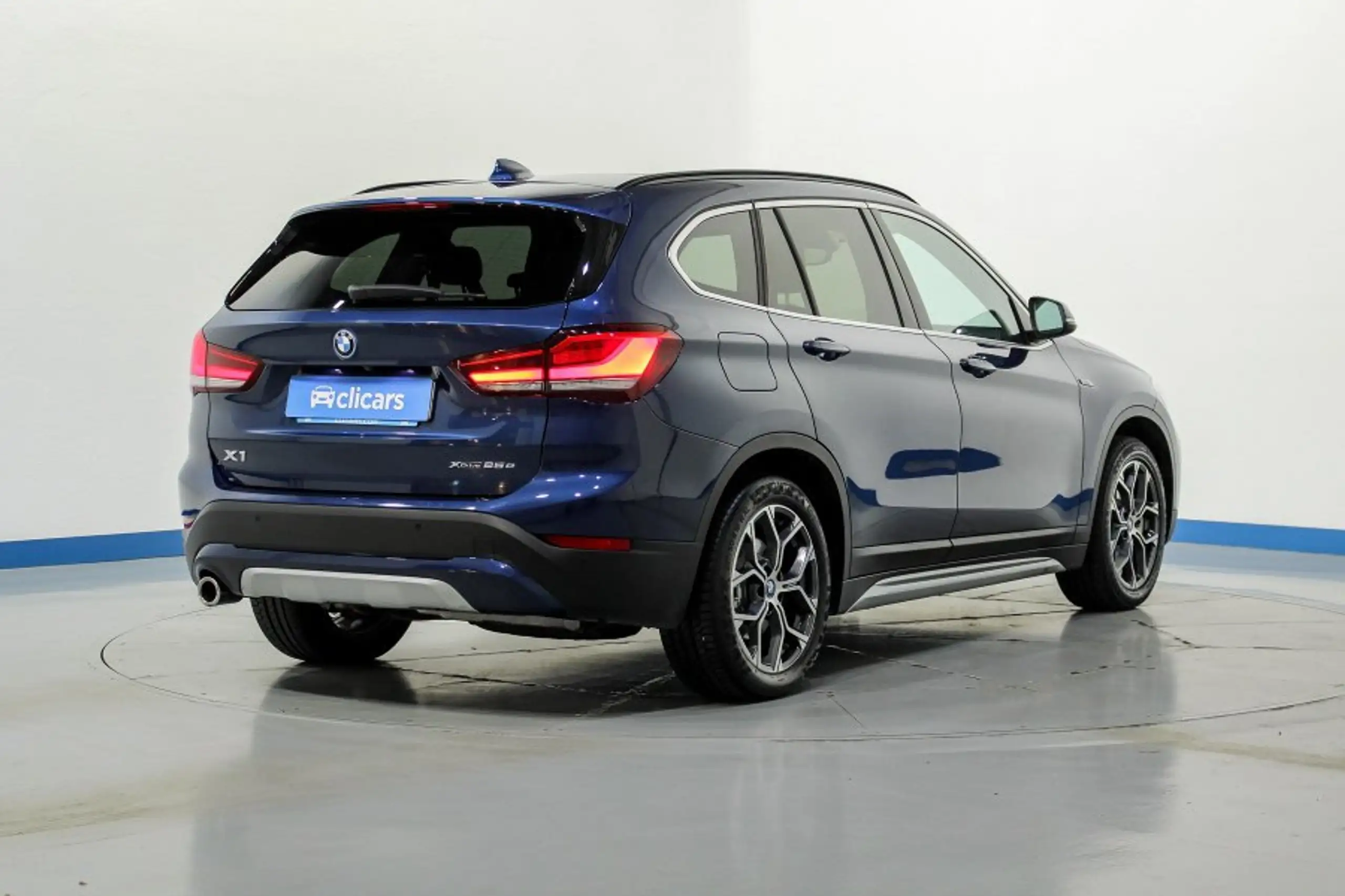 BMW - X1