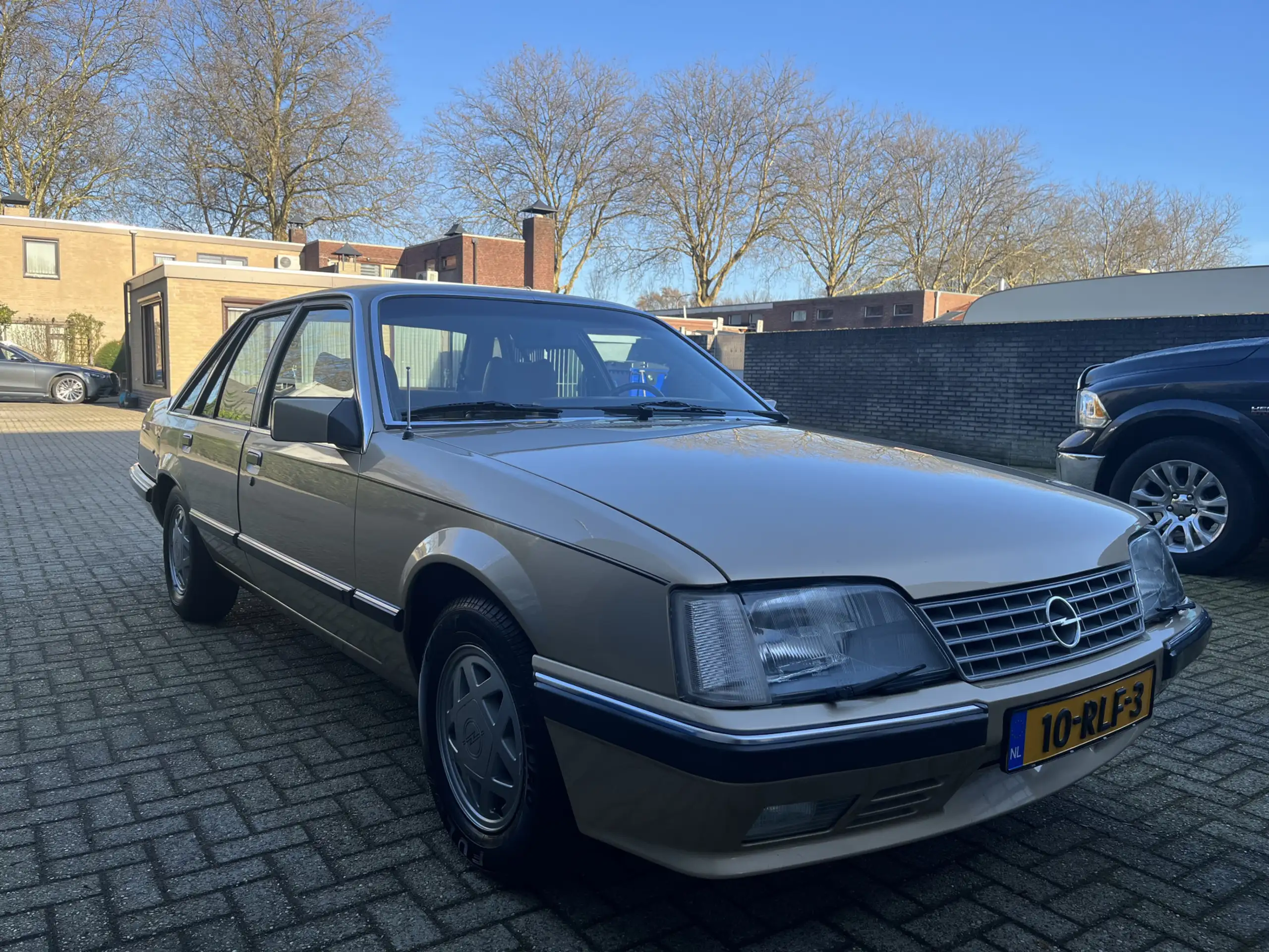 Opel - Senator