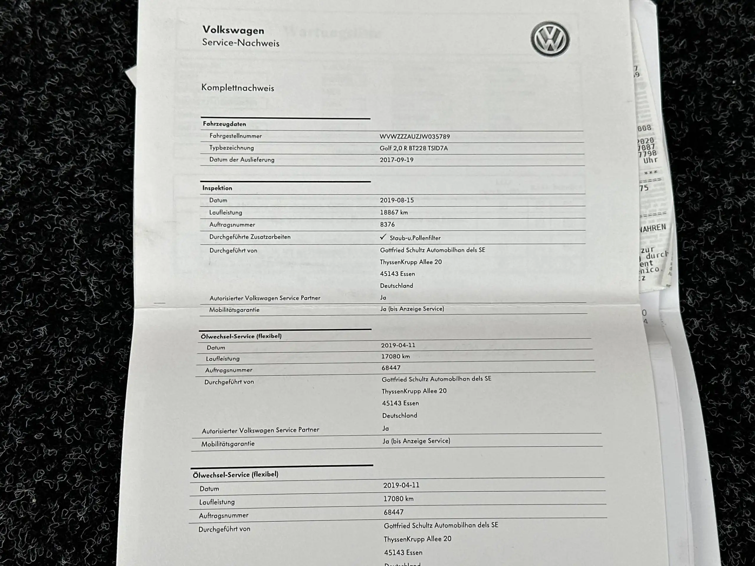 Volkswagen - Golf