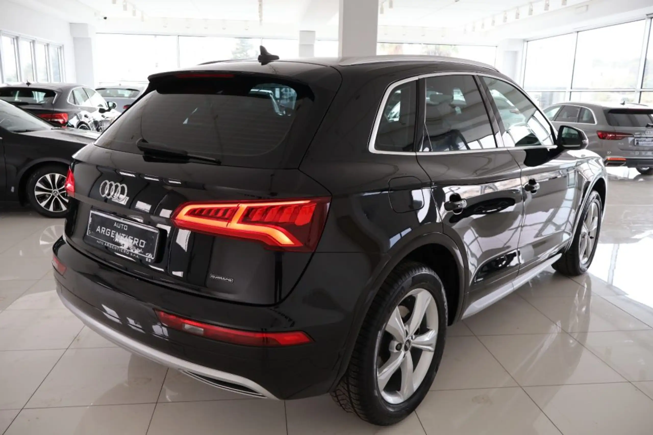 Audi - Q5