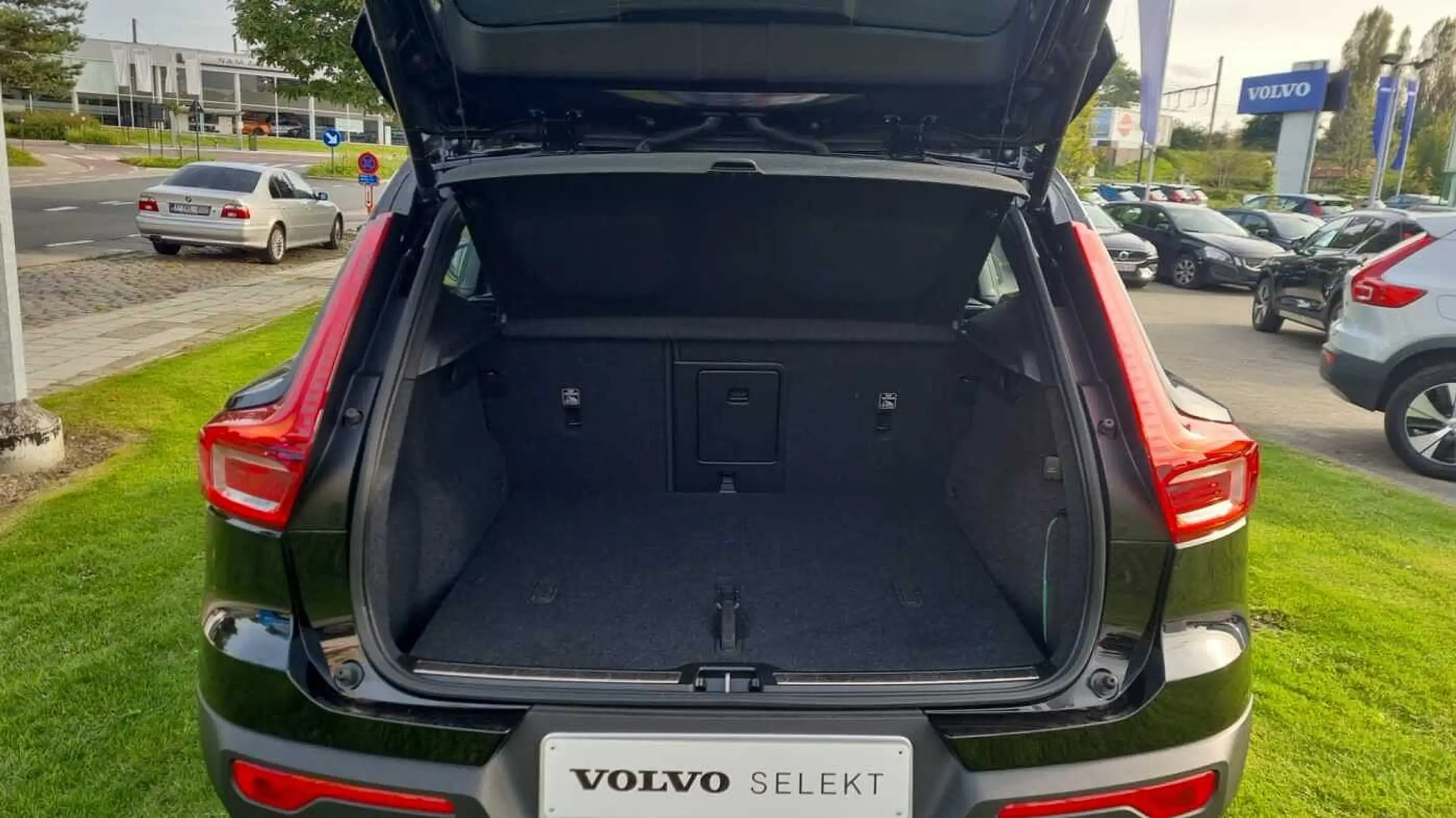 Volvo - XC40