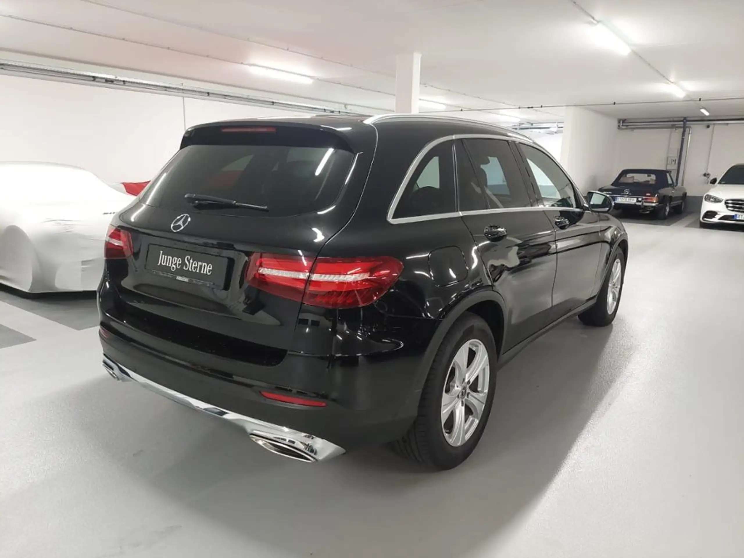 Mercedes-Benz - GLC 250