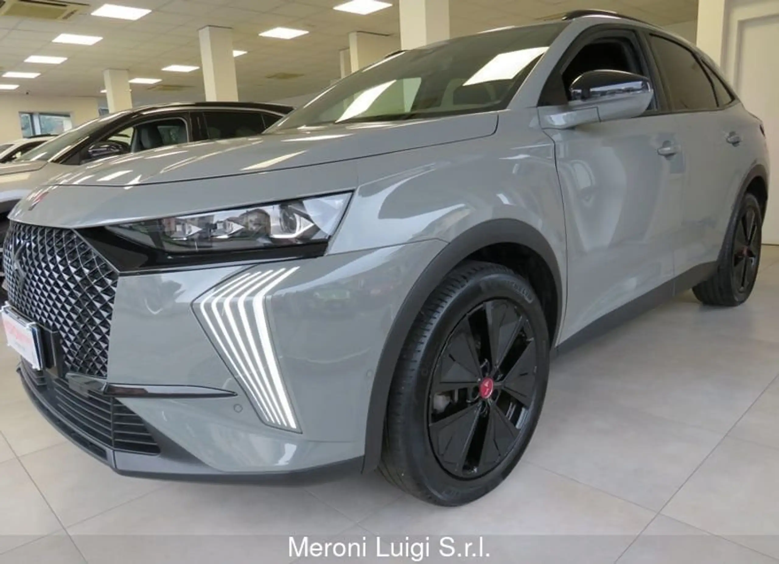 DS Automobiles - DS 7 Crossback