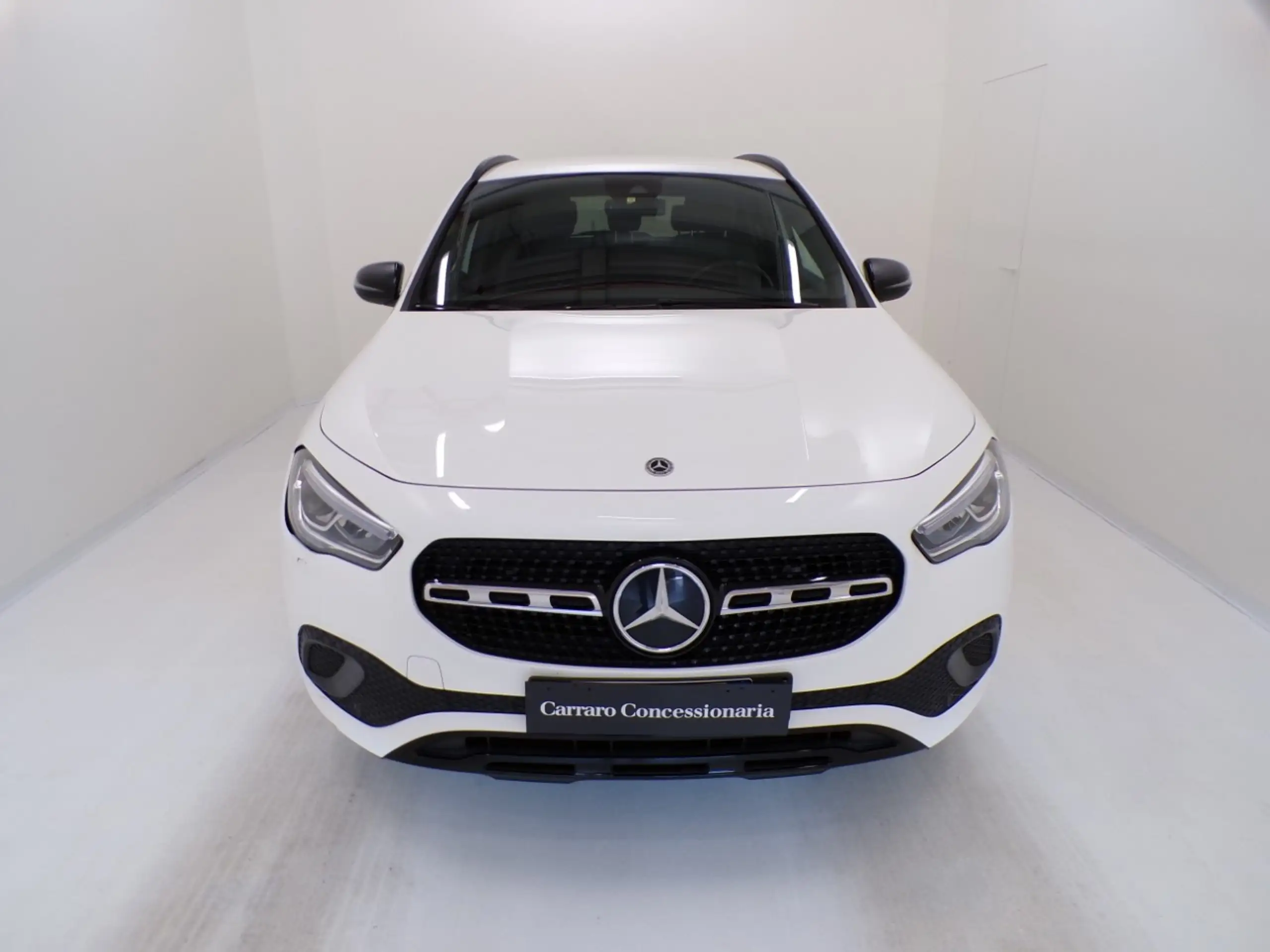 Mercedes-Benz - GLA 200