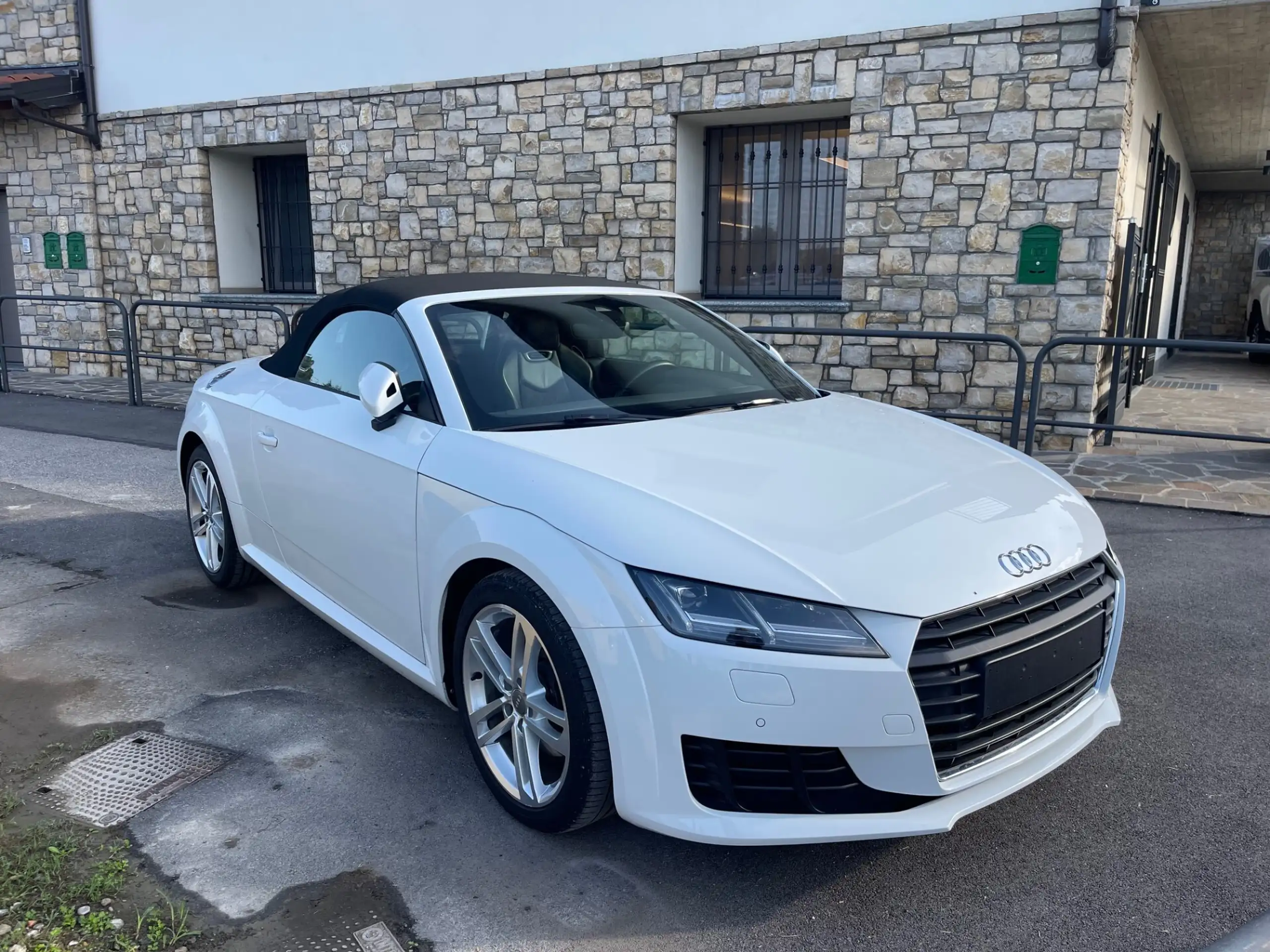 Audi - TT