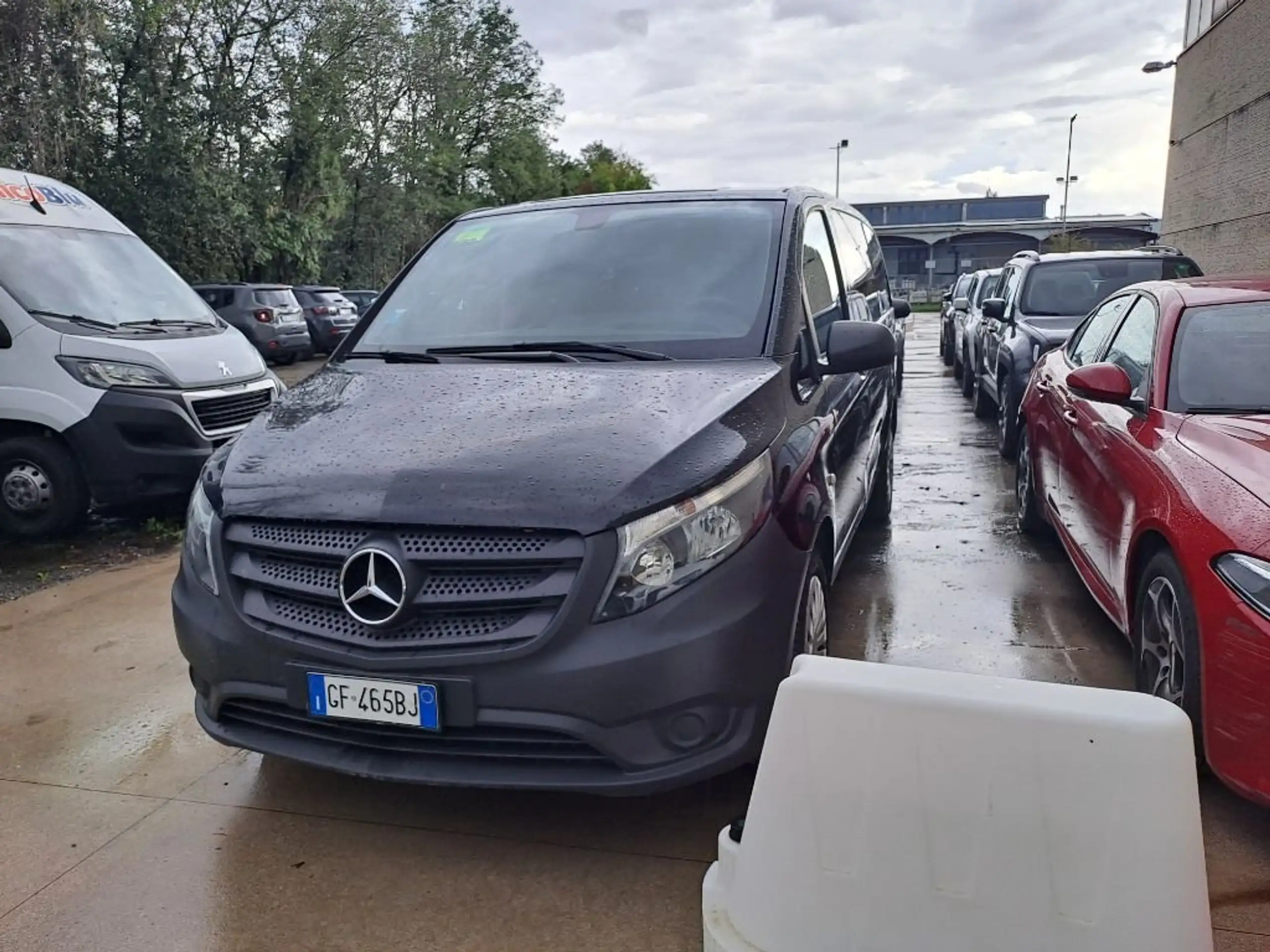 Mercedes-Benz - Vito