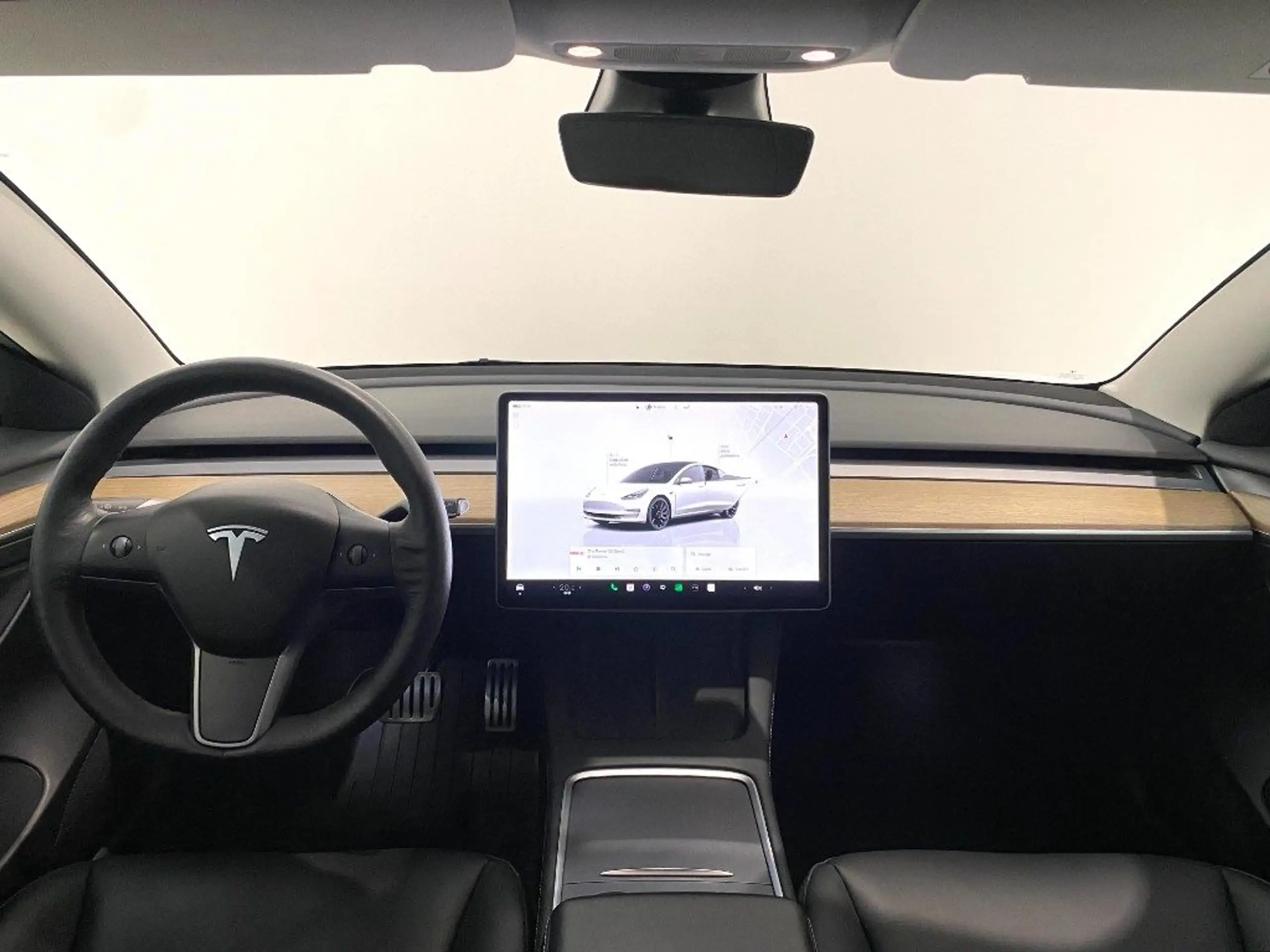 Tesla - Model 3