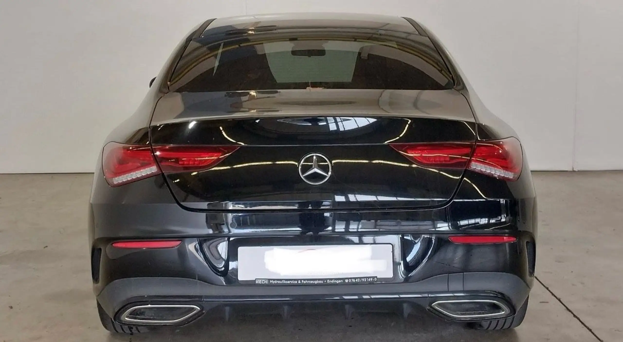 Mercedes-Benz - CLA 220