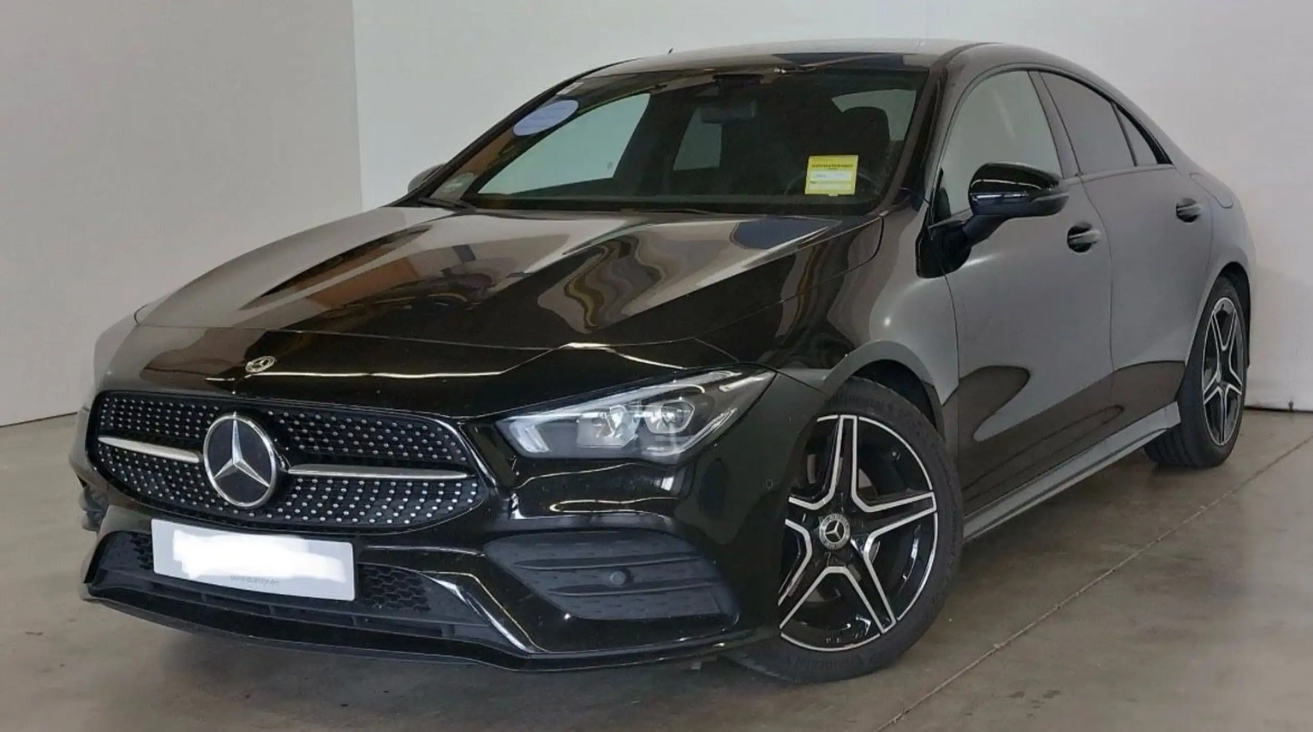 Mercedes-Benz - CLA 220