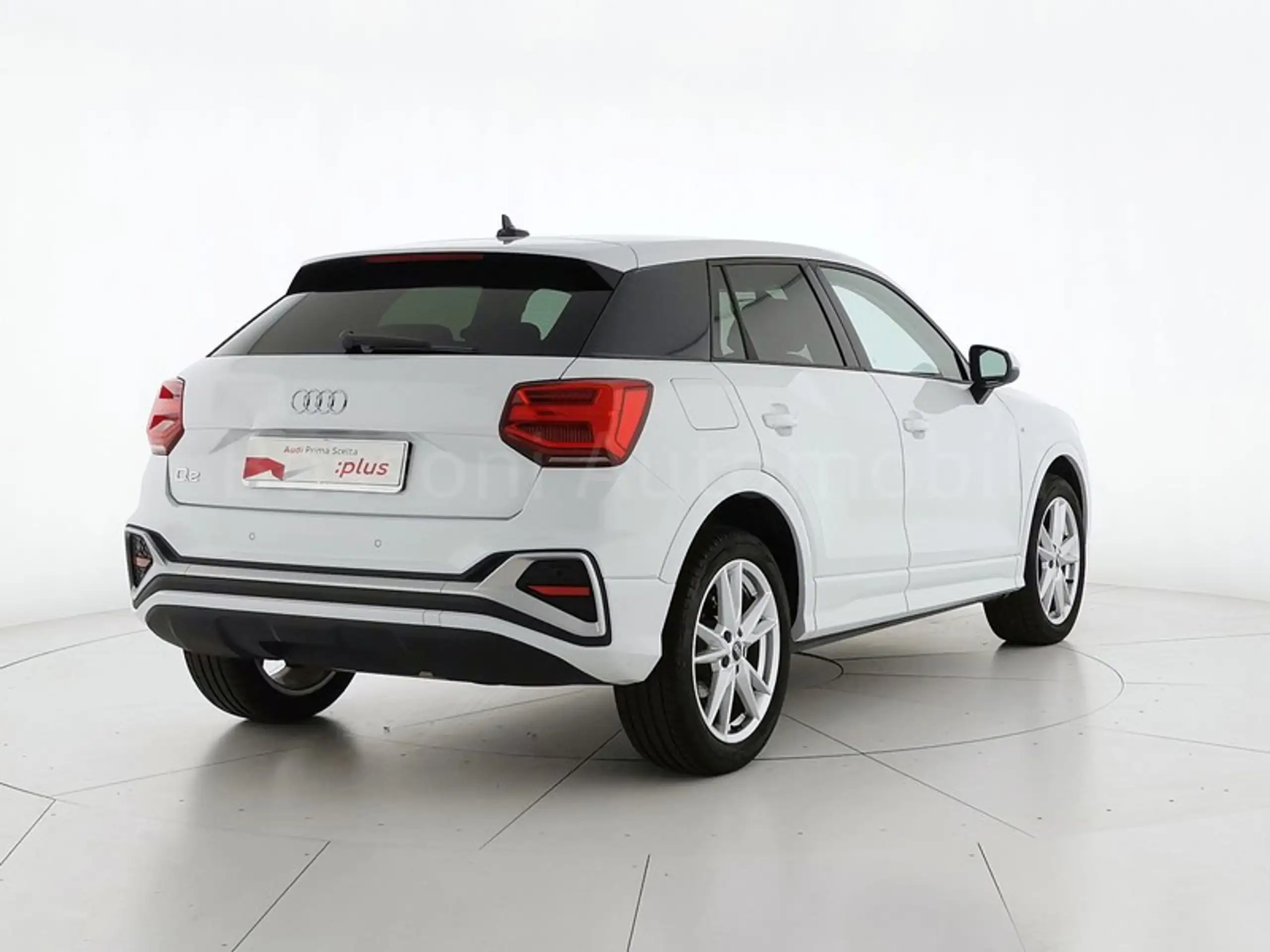 Audi - Q2