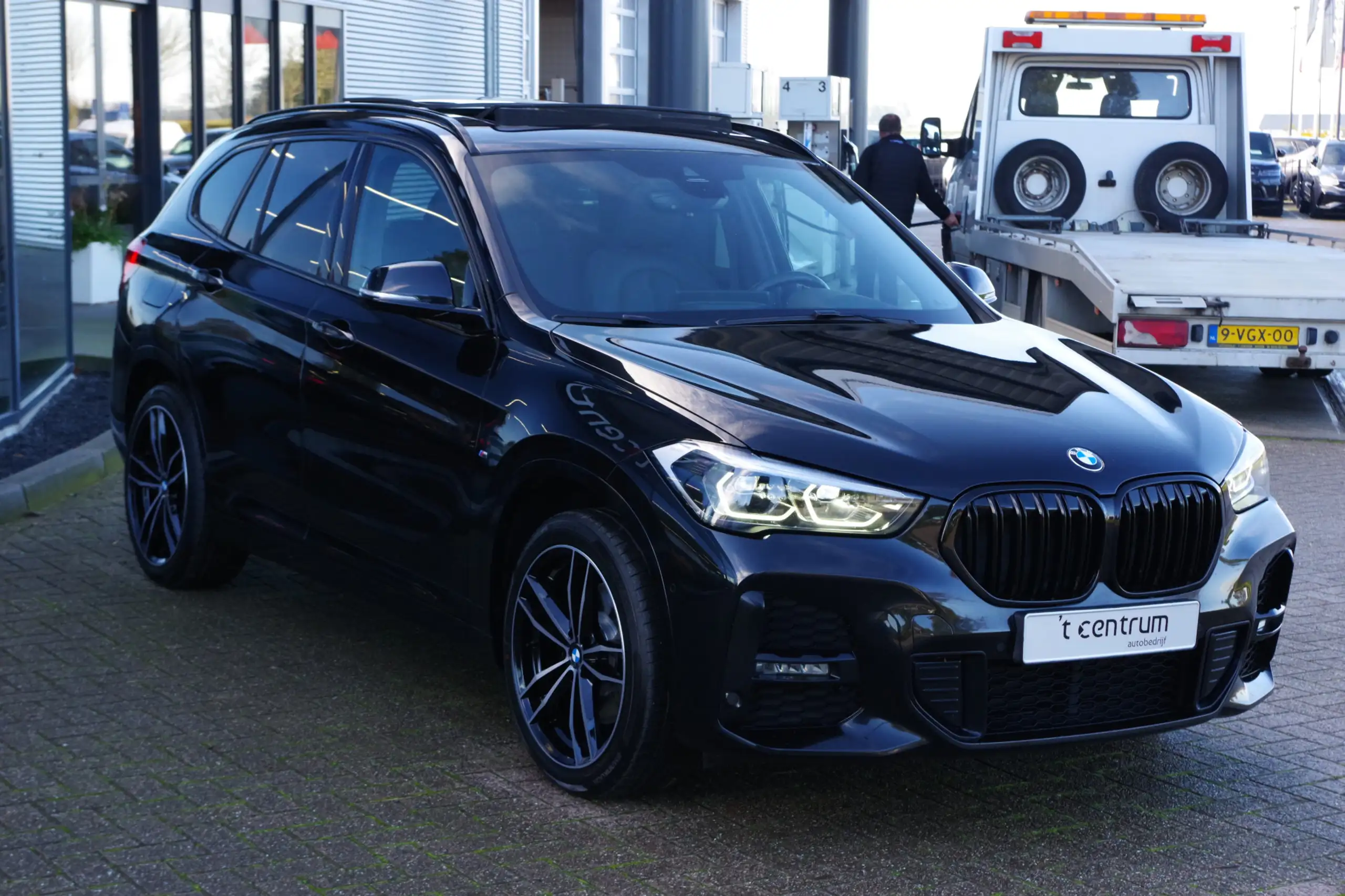 BMW - X1