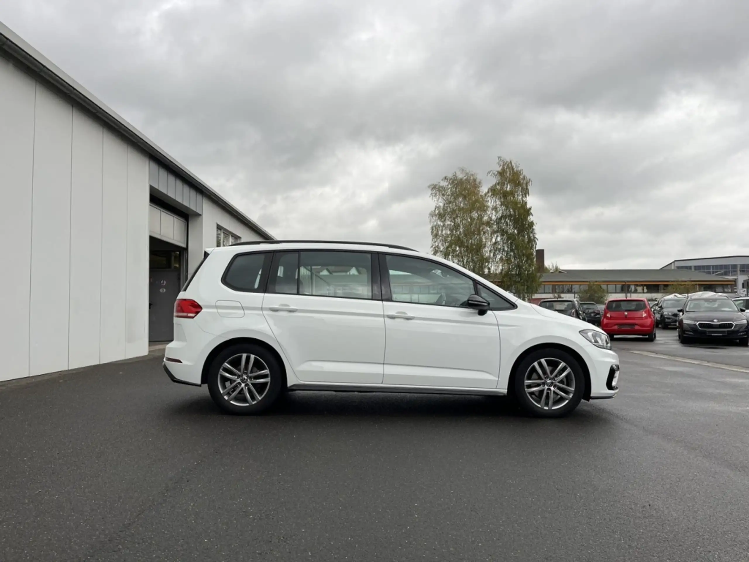 Volkswagen - Touran