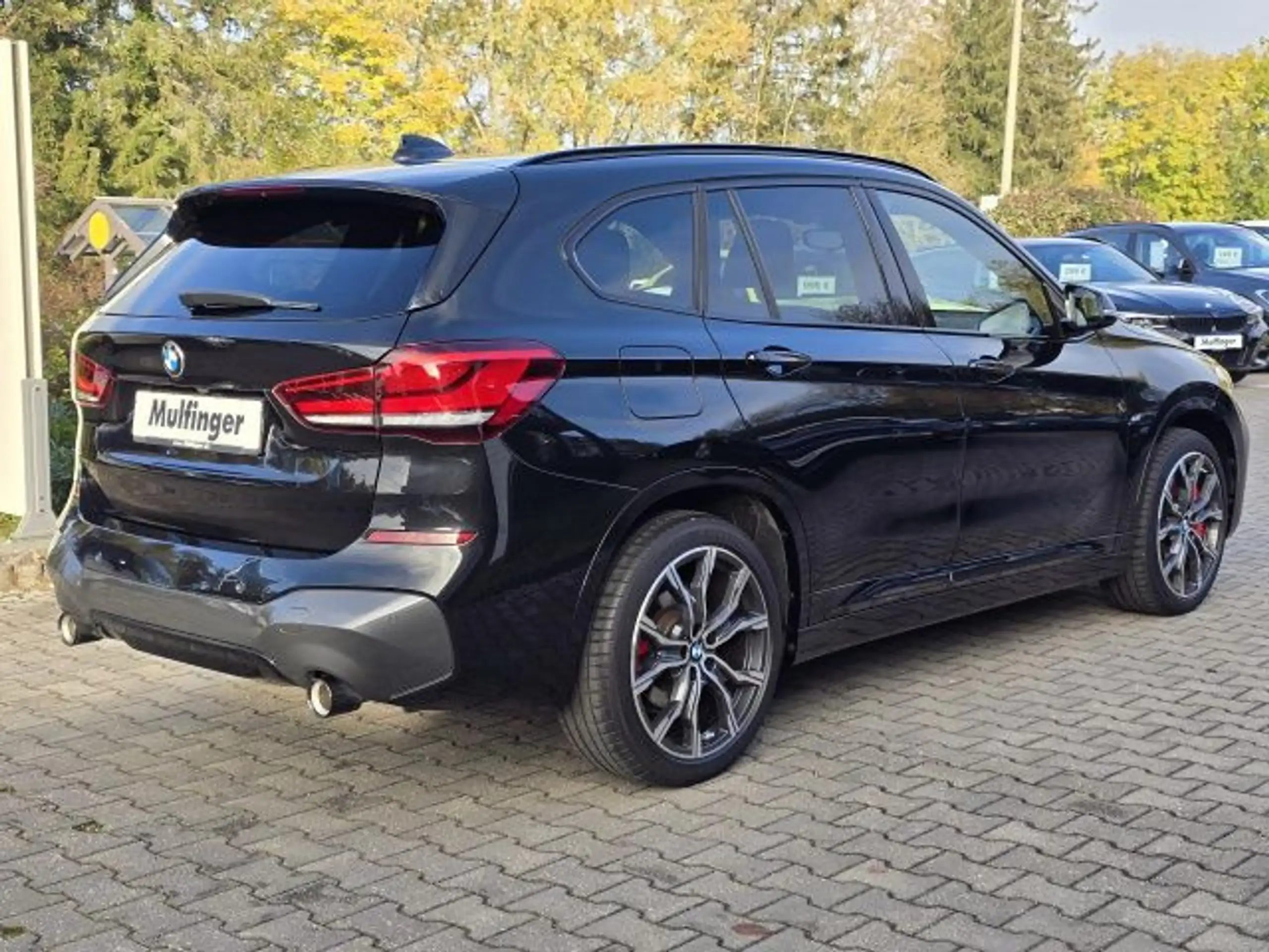 BMW - X1