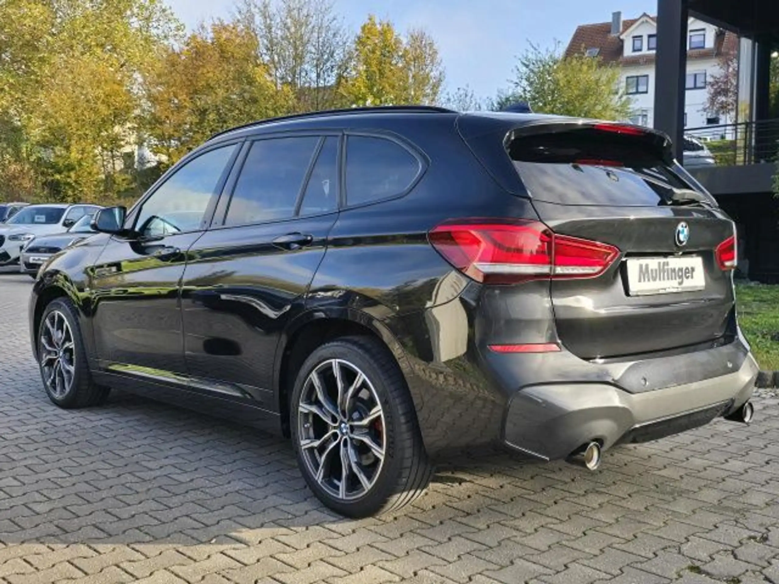 BMW - X1