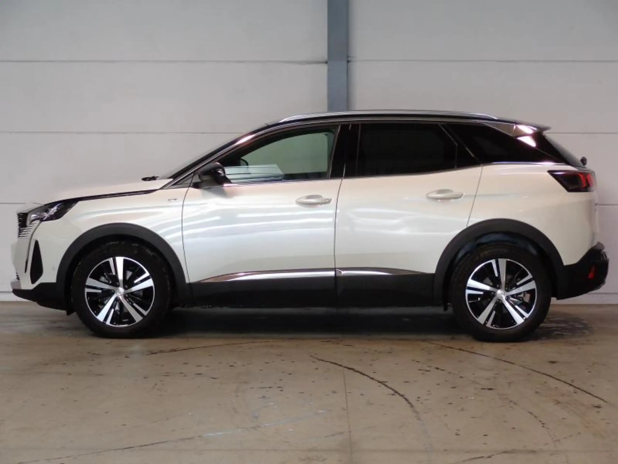 Peugeot - 3008