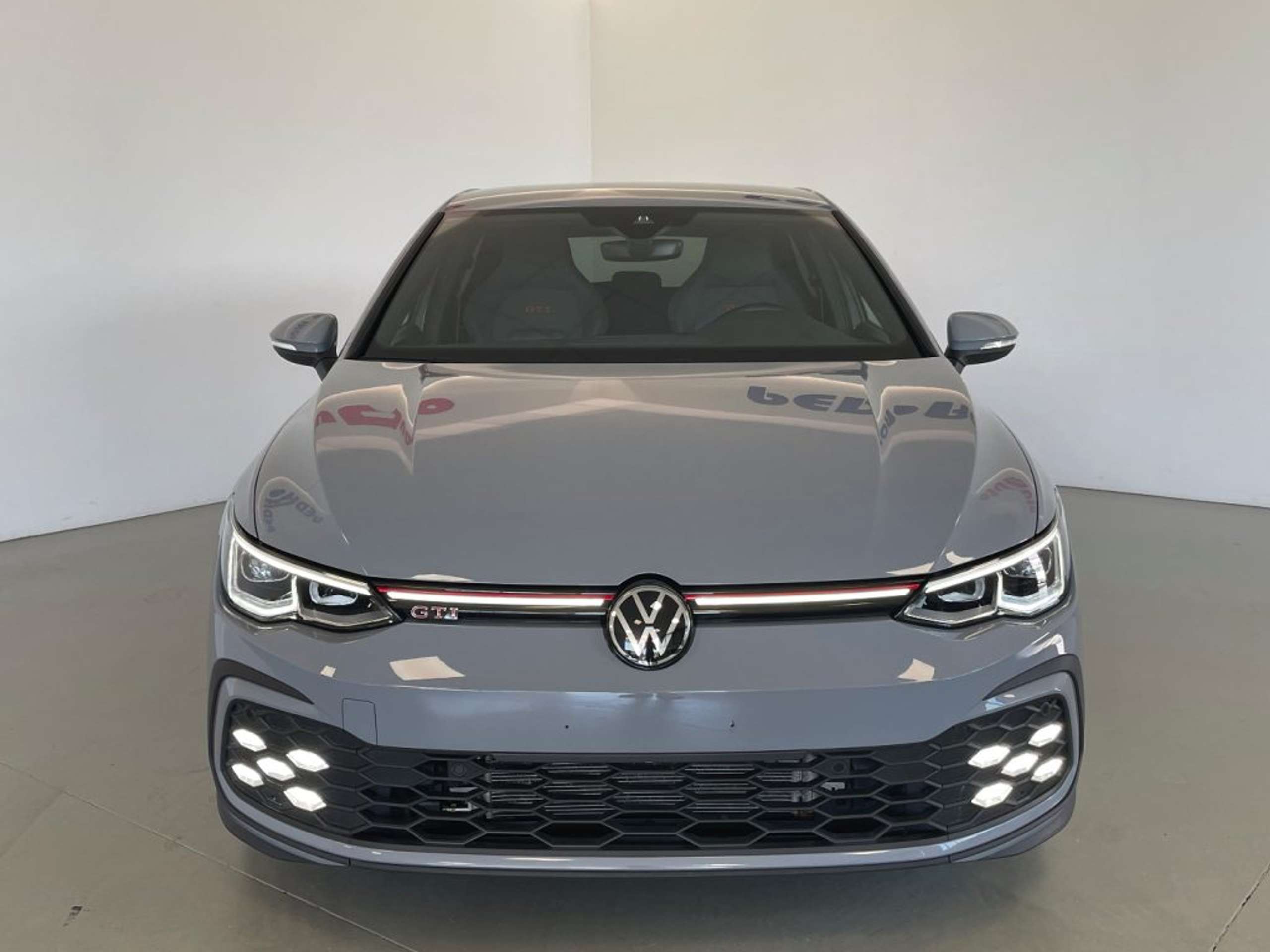 Volkswagen - Golf GTI