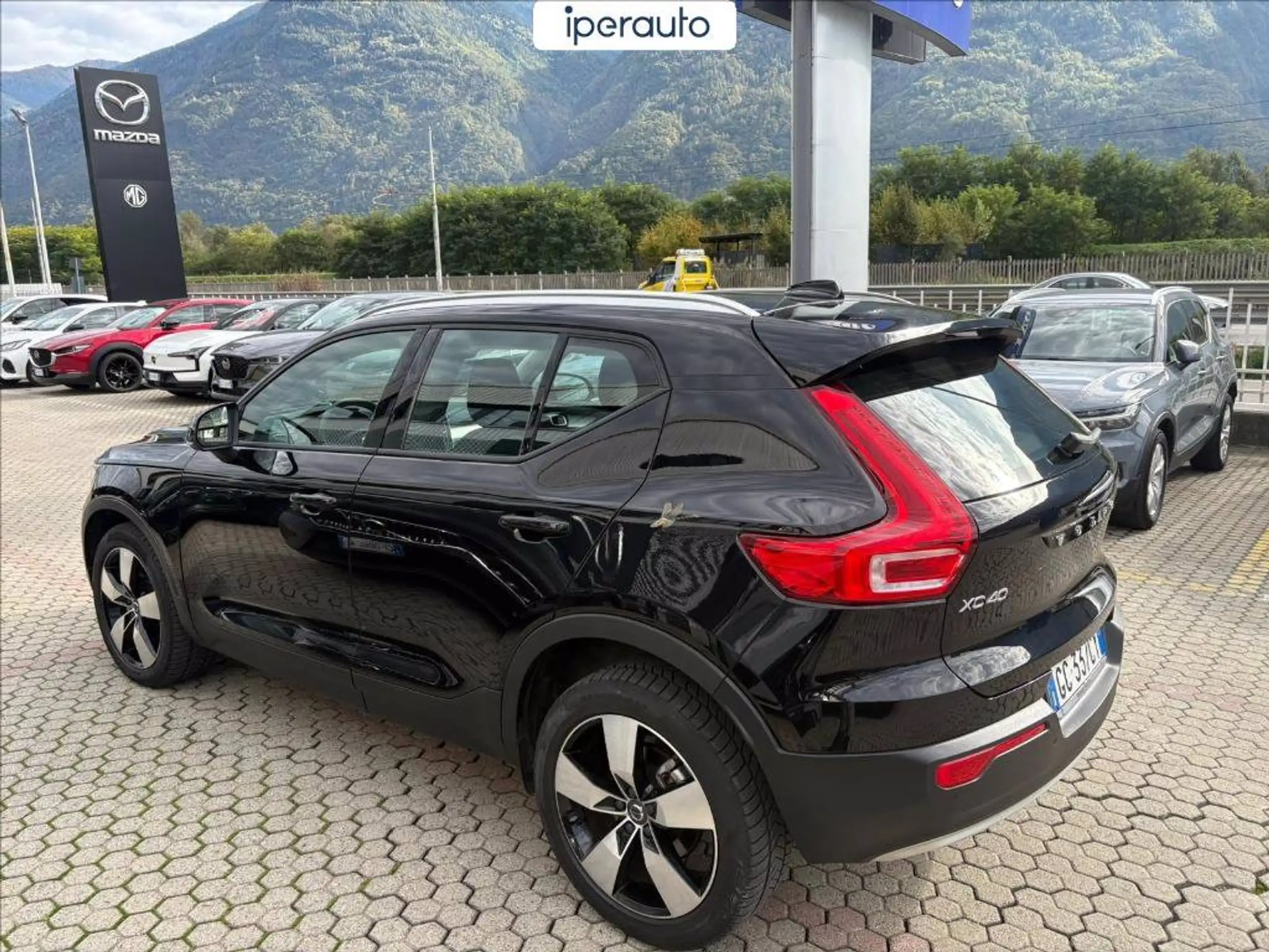 Volvo - XC40